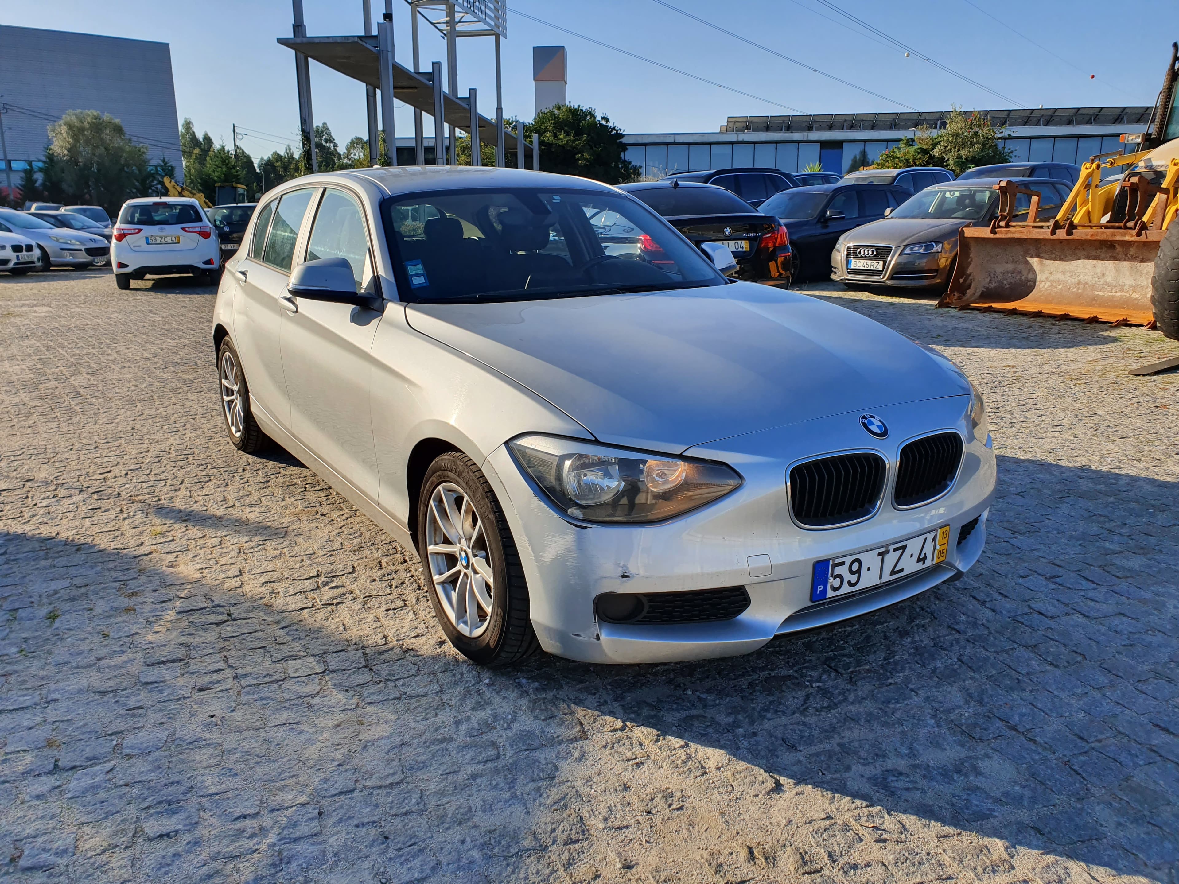 BMW 116D · Ano 2013 — imagem 1