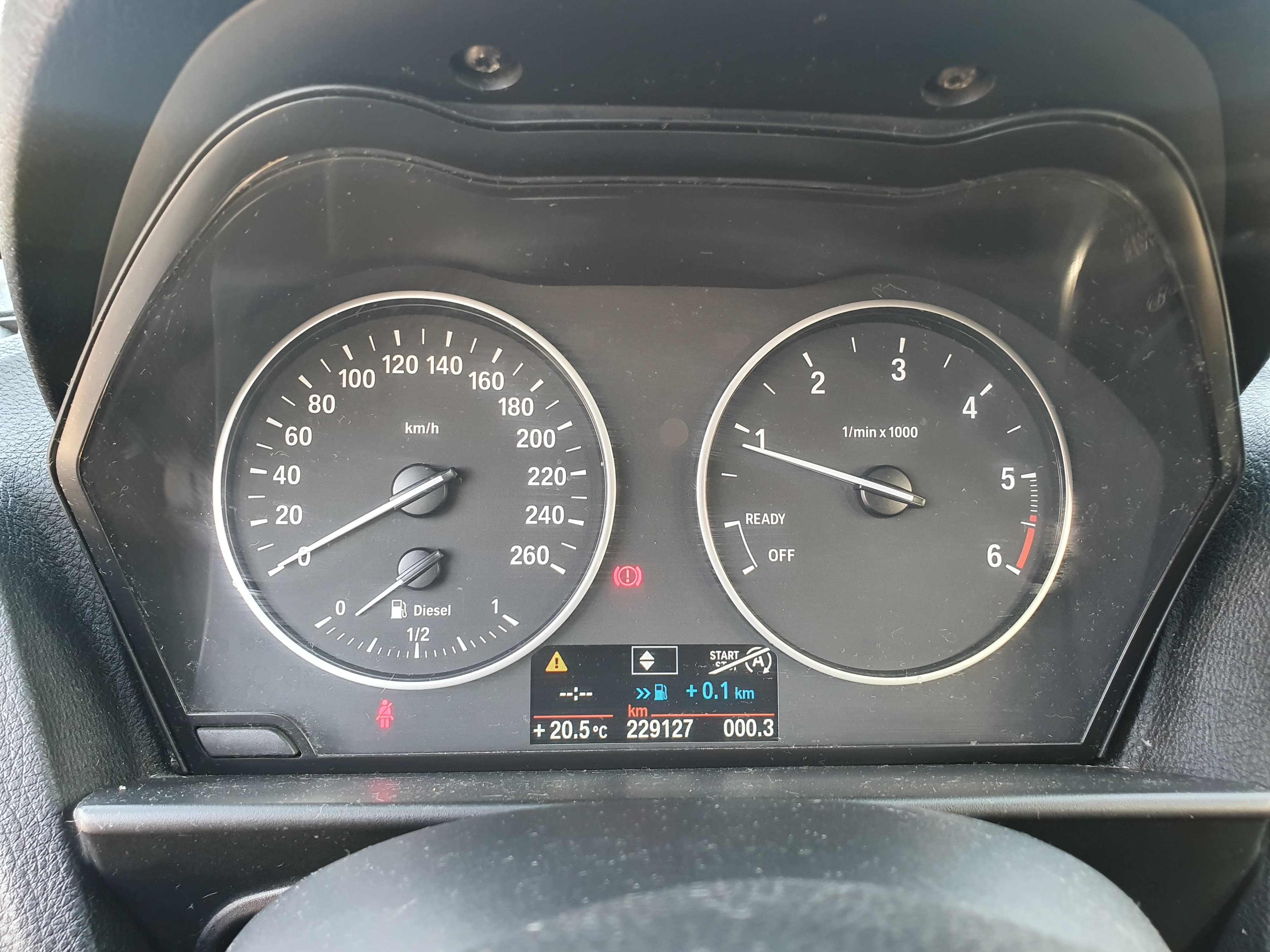 BMW 116D · Ano 2013 — imagem 39