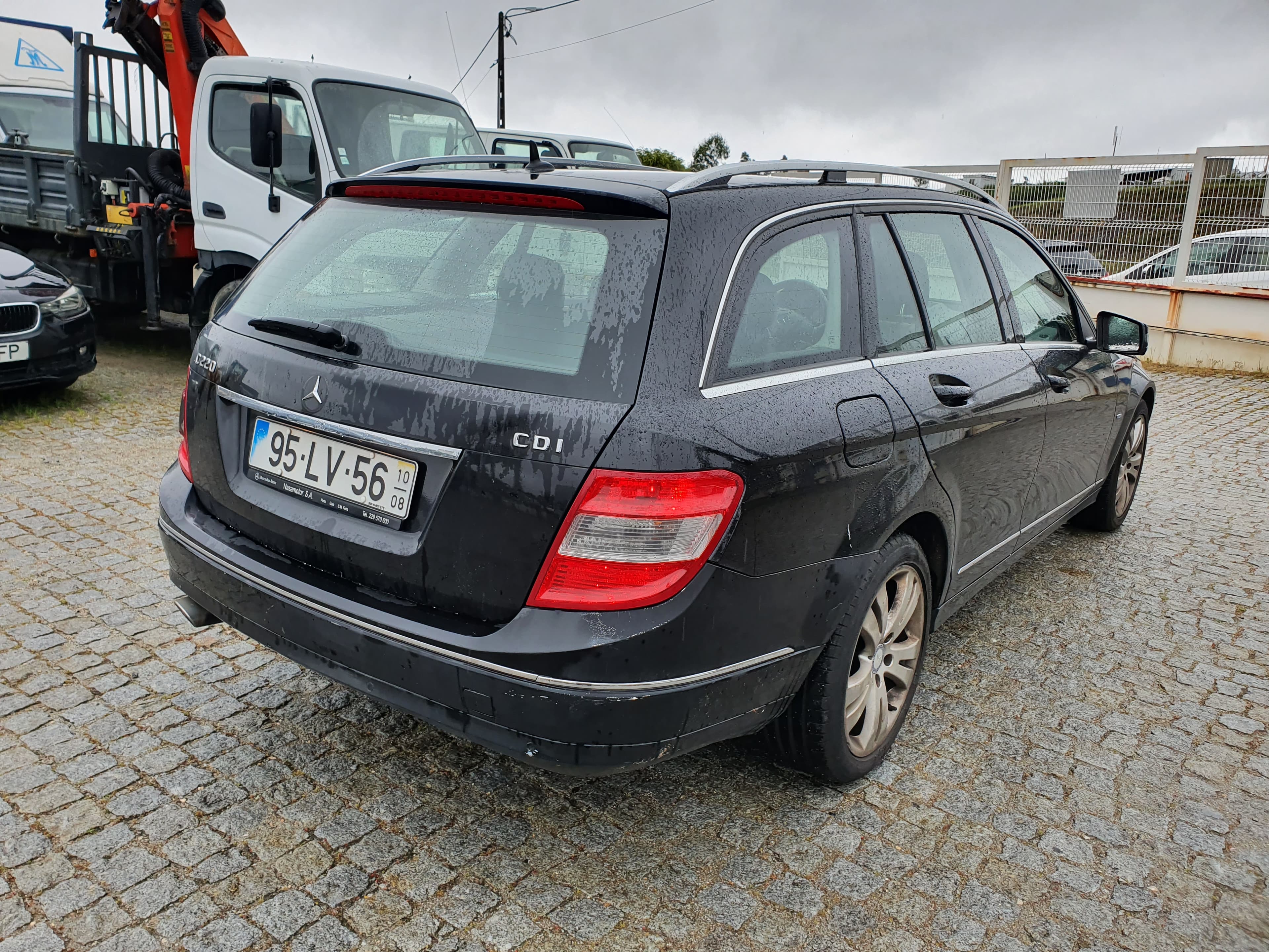 Mercedes-Benz C220 · Ano 2010 — imagem 5