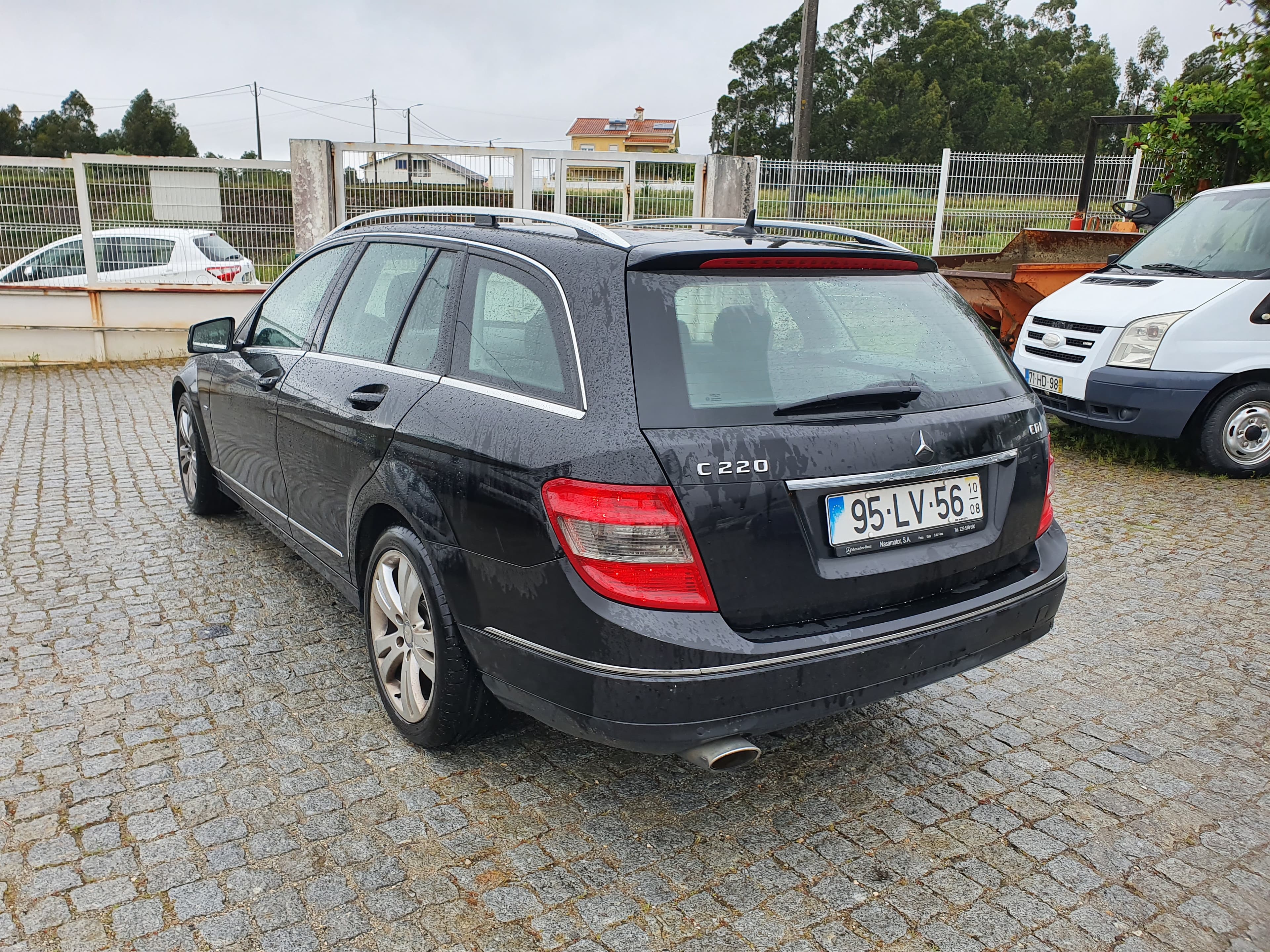 Mercedes-Benz C220 · Ano 2010 — imagem 7