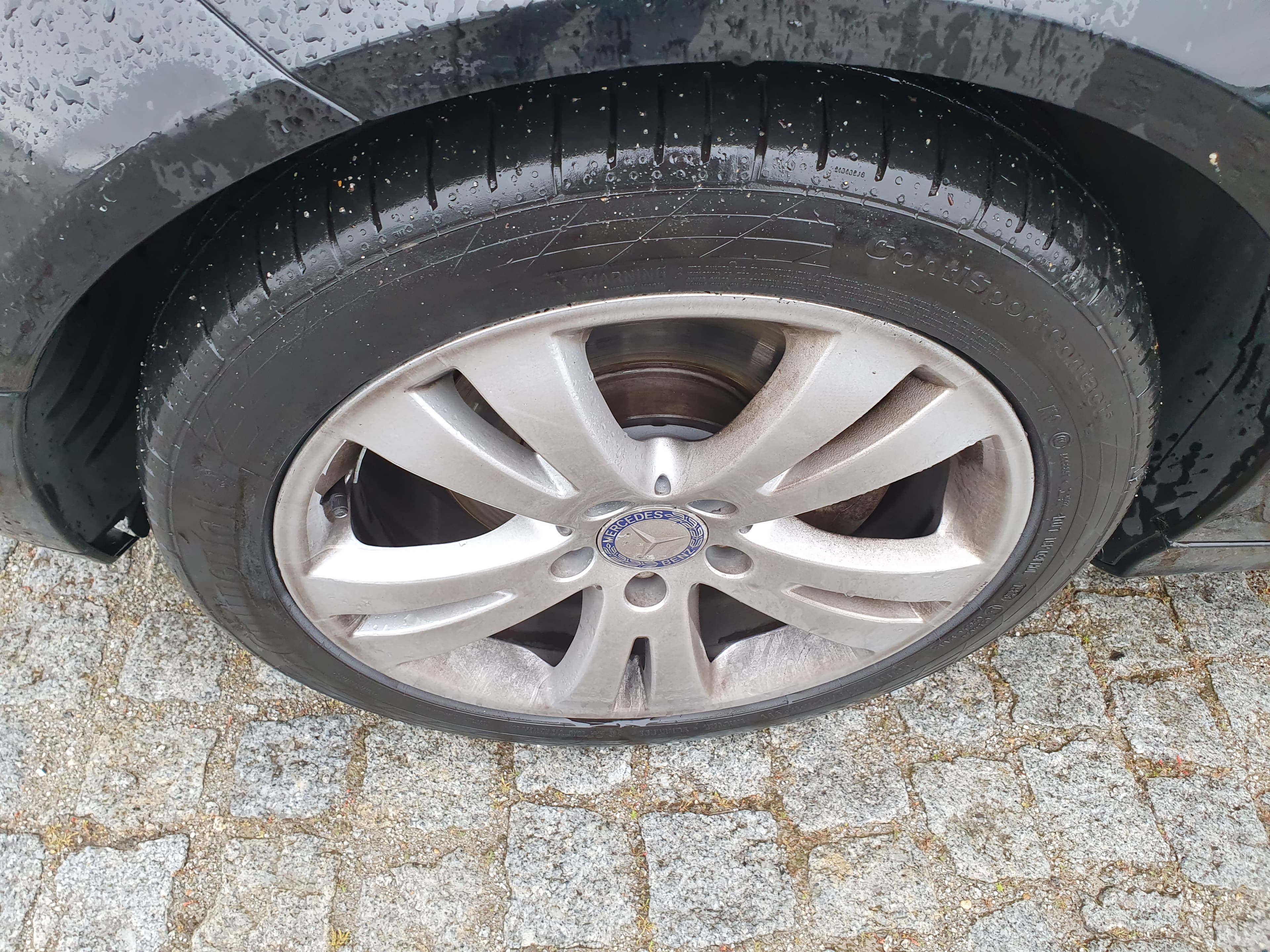 Mercedes-Benz C220 · Ano 2010 — imagem 25