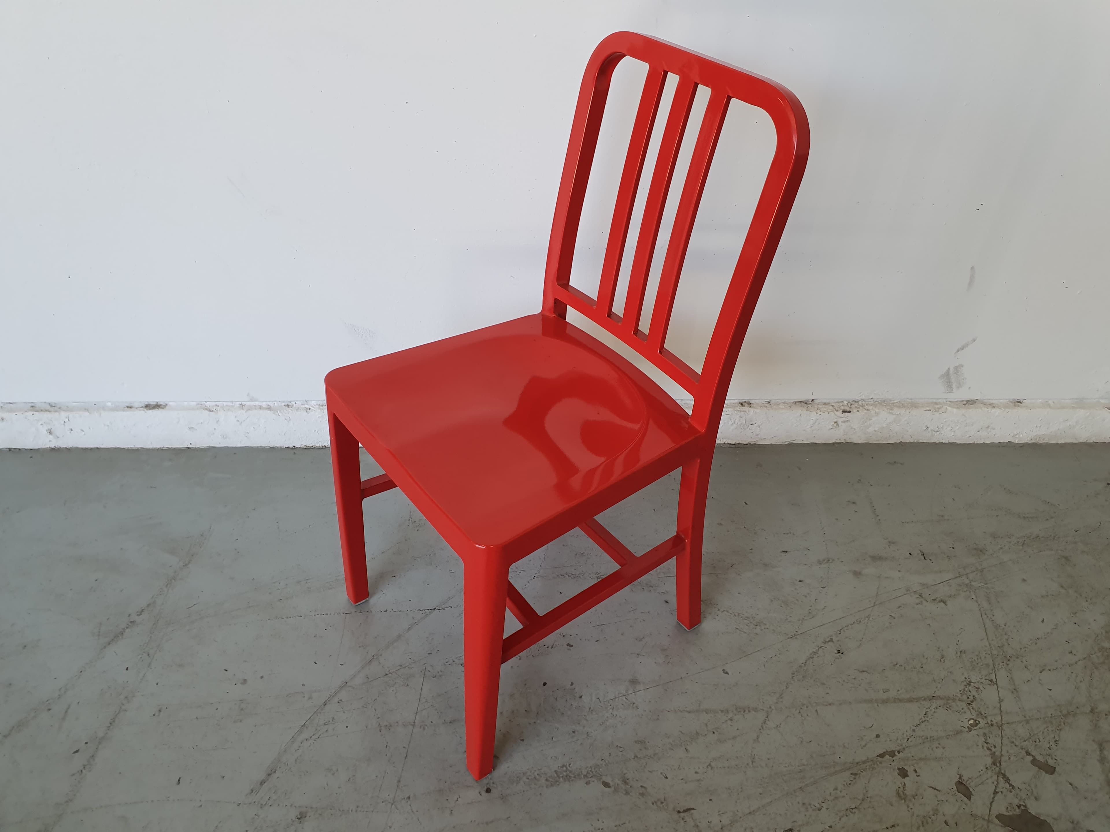 Chair — image 2