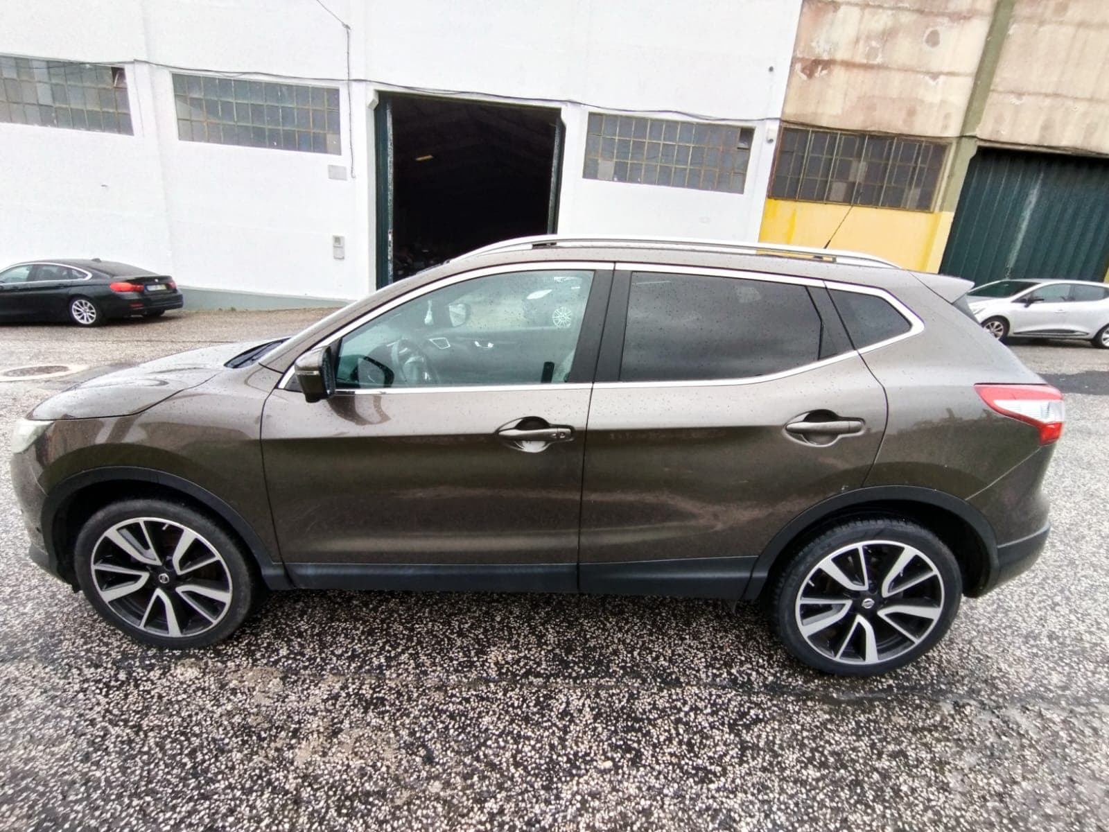 Nissan Qashqai II 1.6 dCi · Ano 2015 — imagem 4