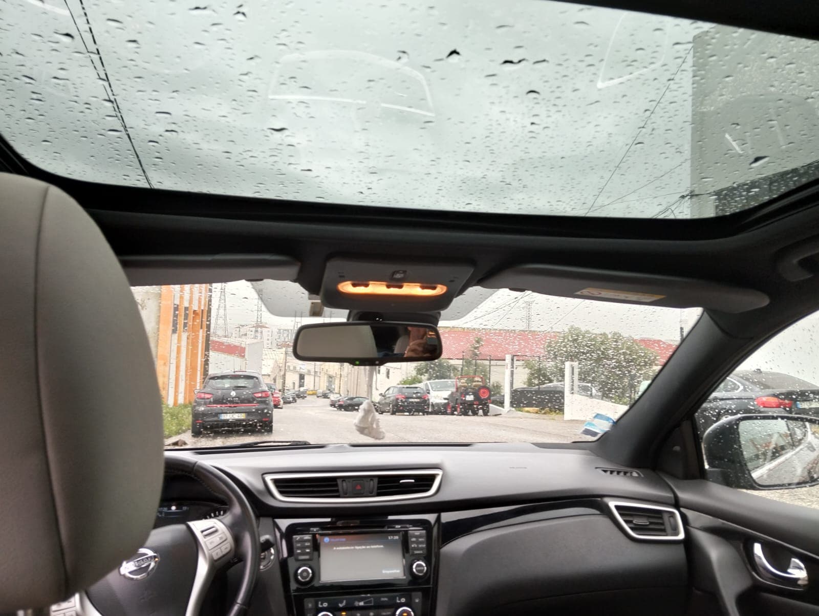 Nissan Qashqai II 1.6 dCi · Ano 2015 — imagem 13