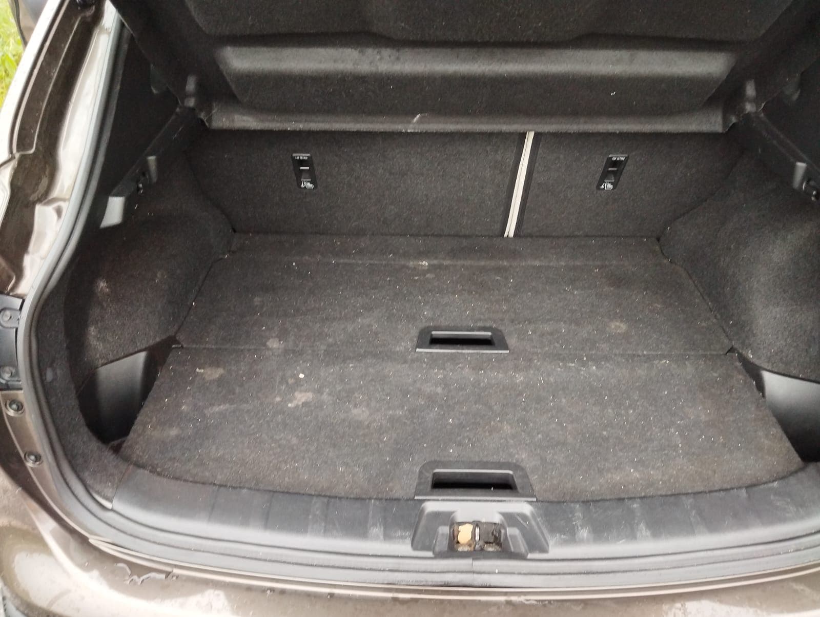 Nissan Qashqai II 1.6 dCi · Ano 2015 — imagem 25