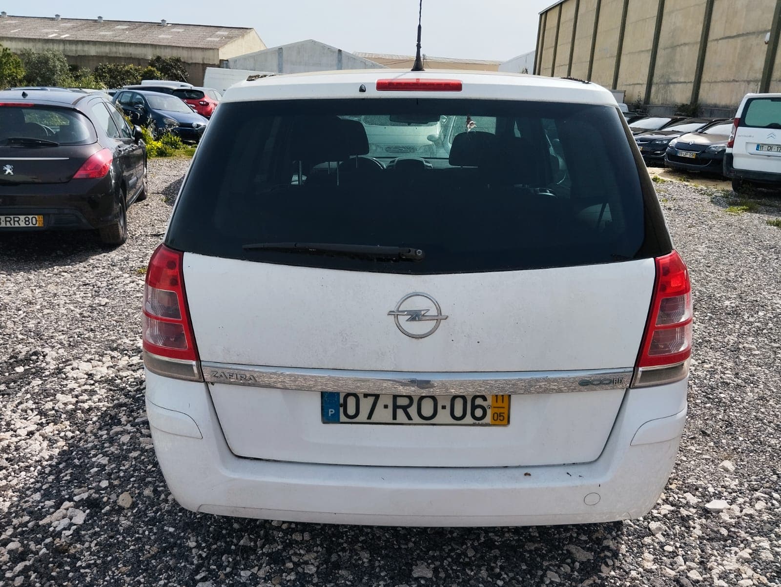 Opel Zafira 1.7 CDTI · Ano 2011 — image 5