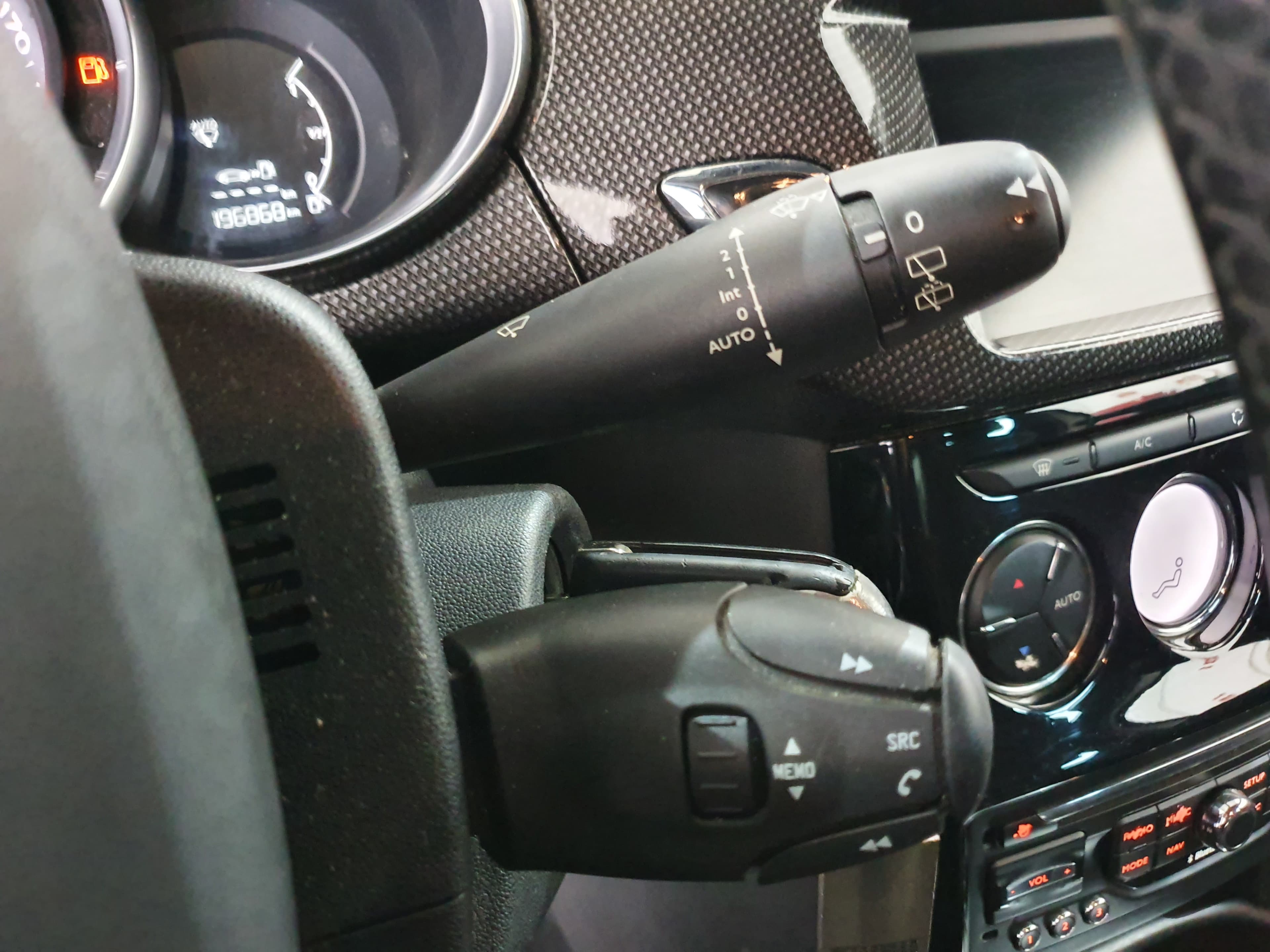 Citroën DS3 · Ano 2012 — image 36