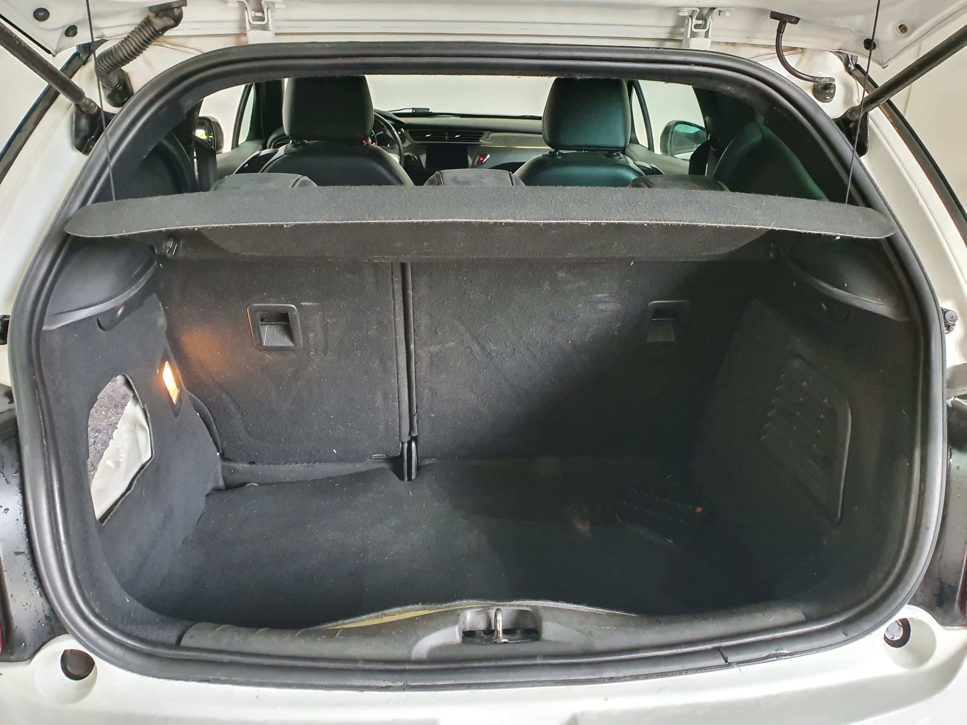 Citroën DS3 · Ano 2012 — image 8