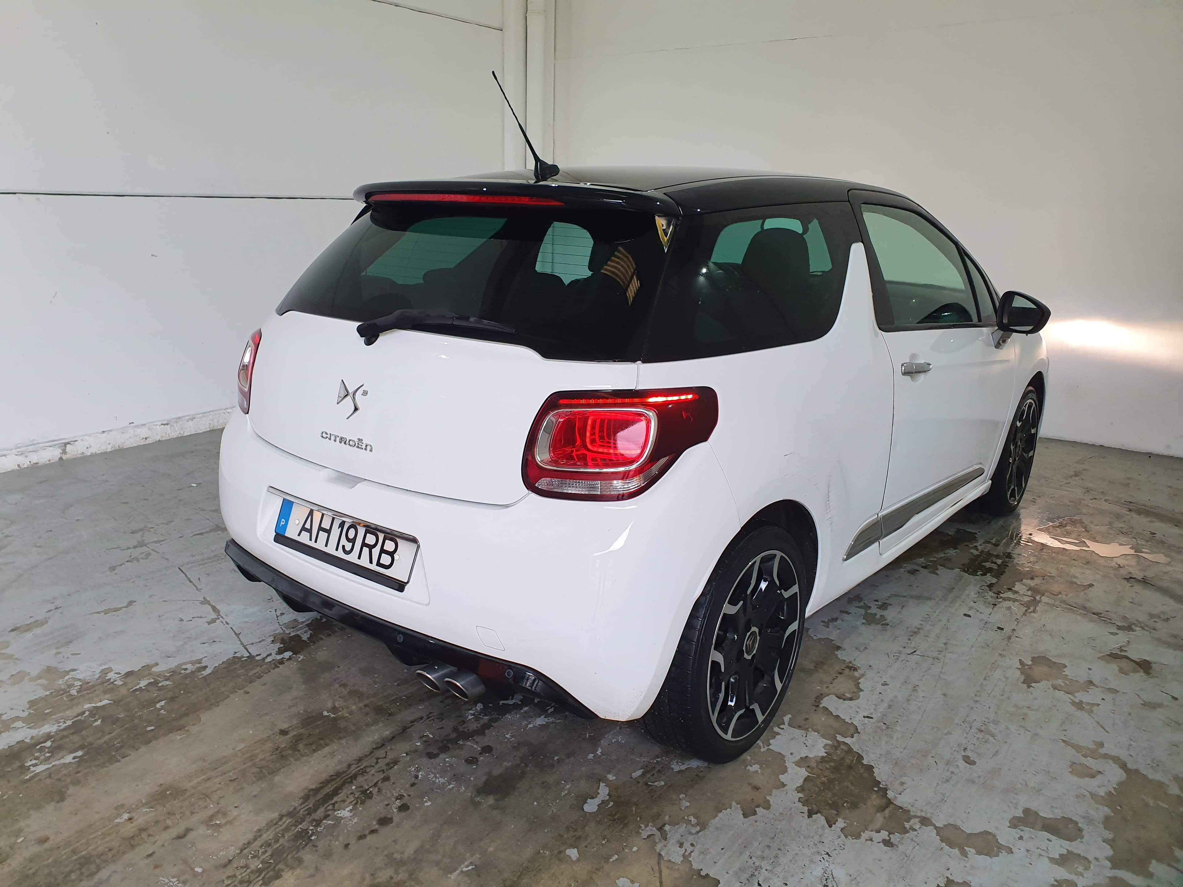 Citroën DS3 · Ano 2012 — image 4