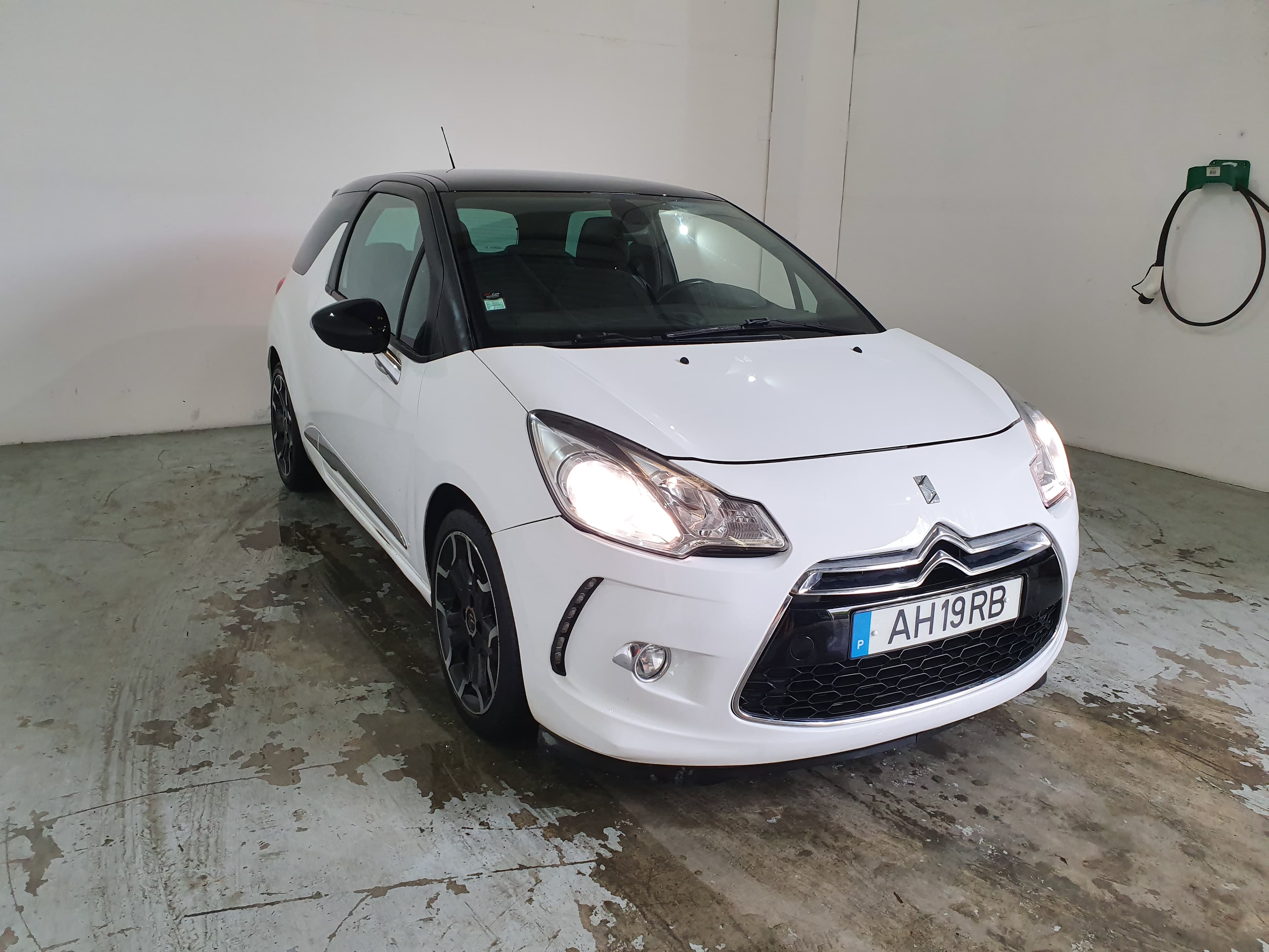 Citroën DS3 · Ano 2012 — image 3