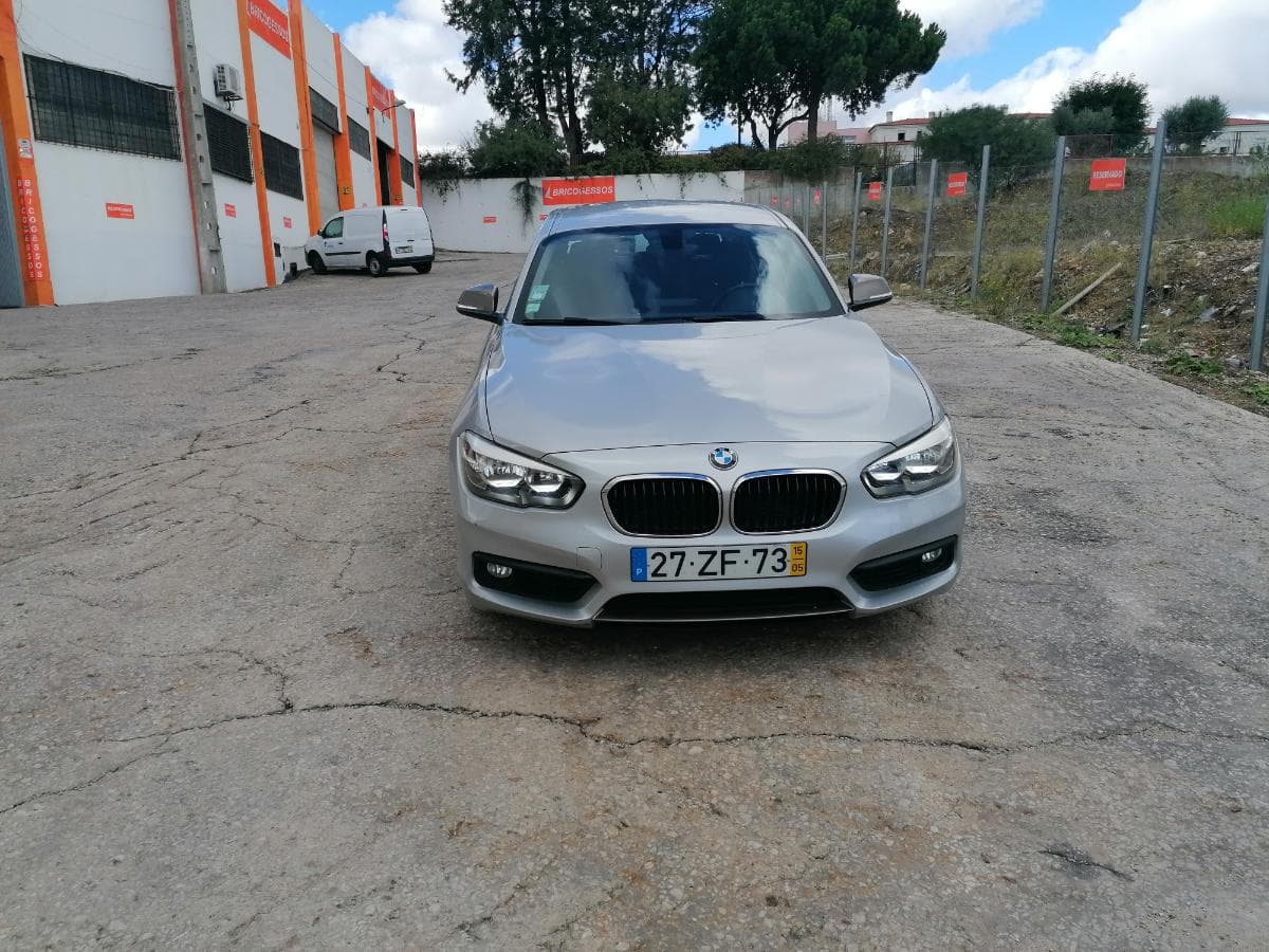 BMW 118D · Ano 2015 — imagem 2