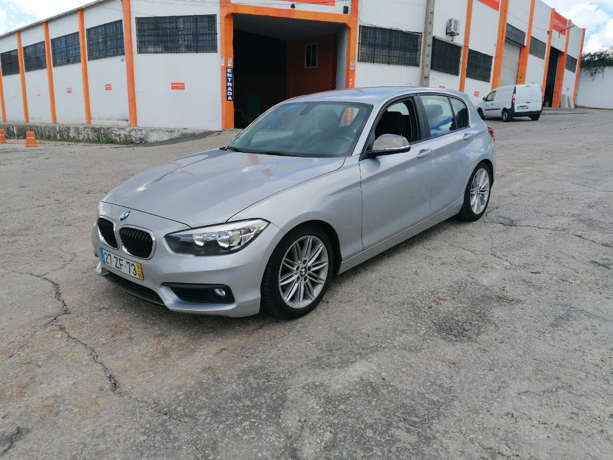 BMW 118D · Ano 2015 — imagem 1