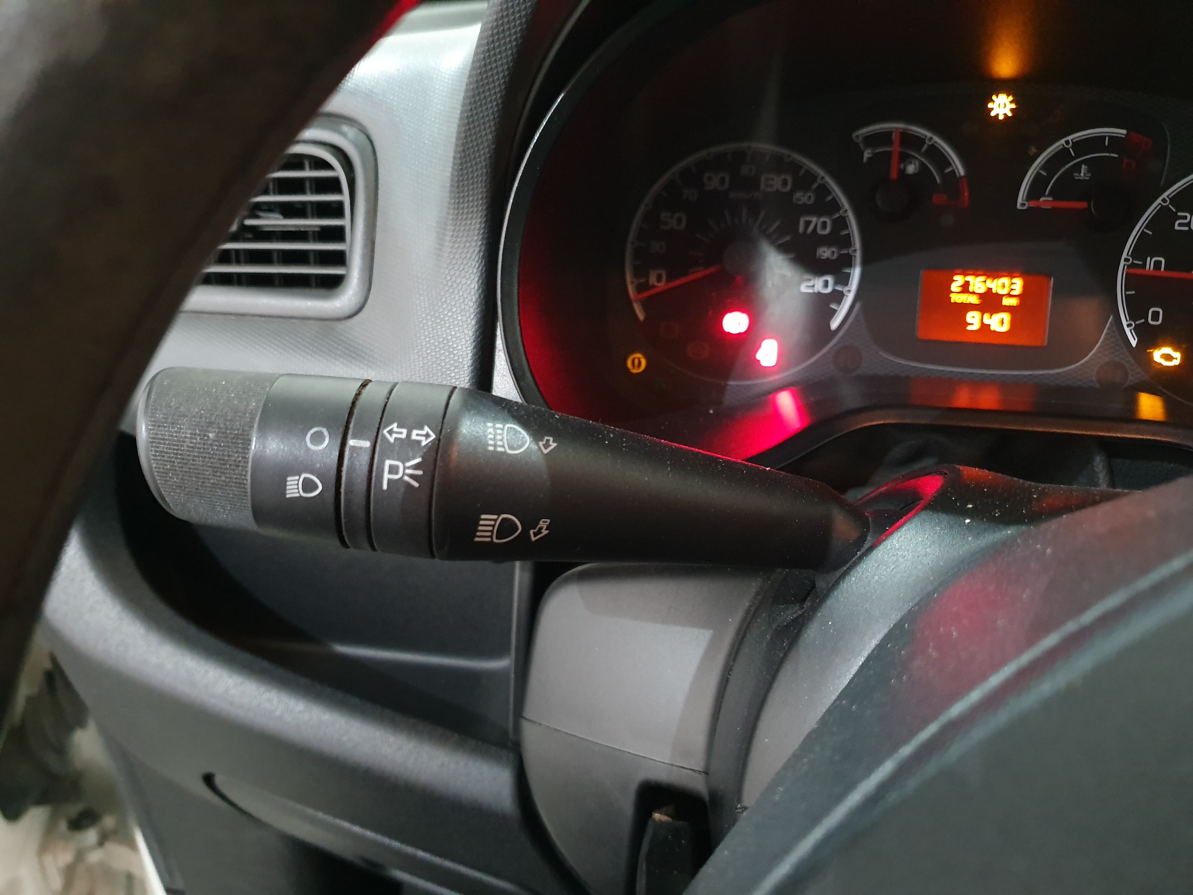 Fiat Doblo · Ano 2014 — imagen 30