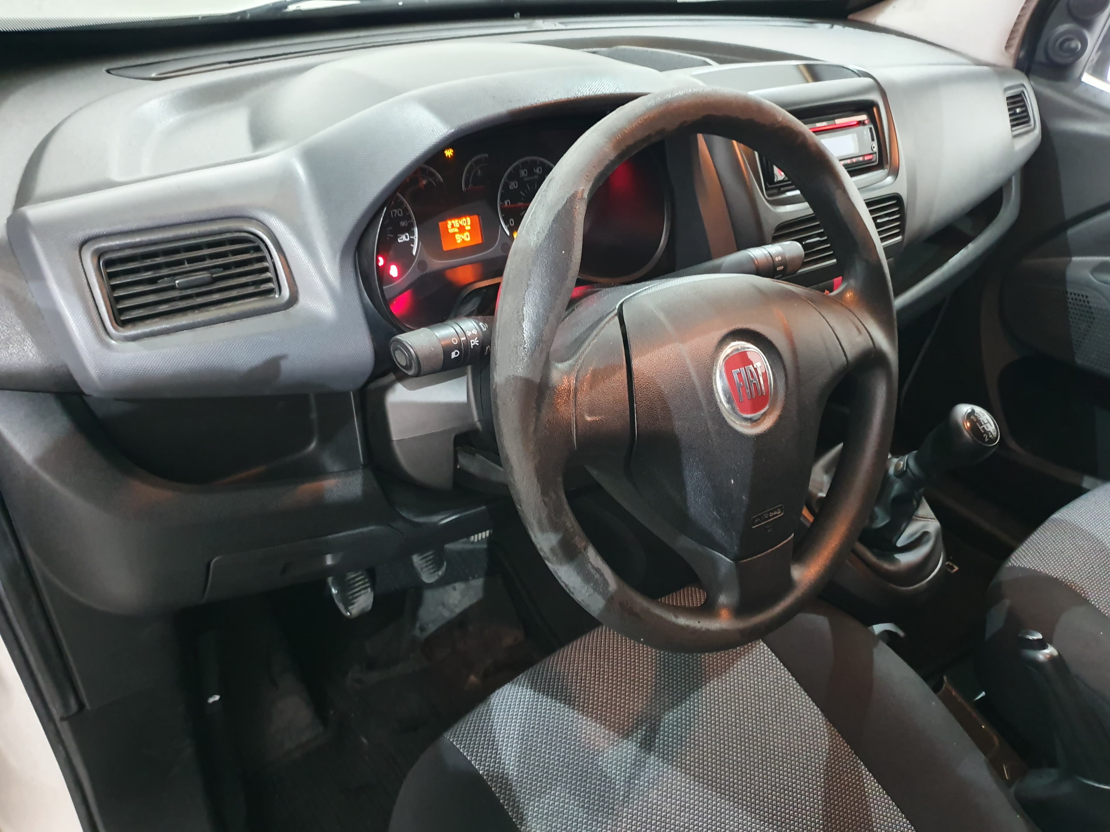Fiat Doblo · Ano 2014 — imagen 26