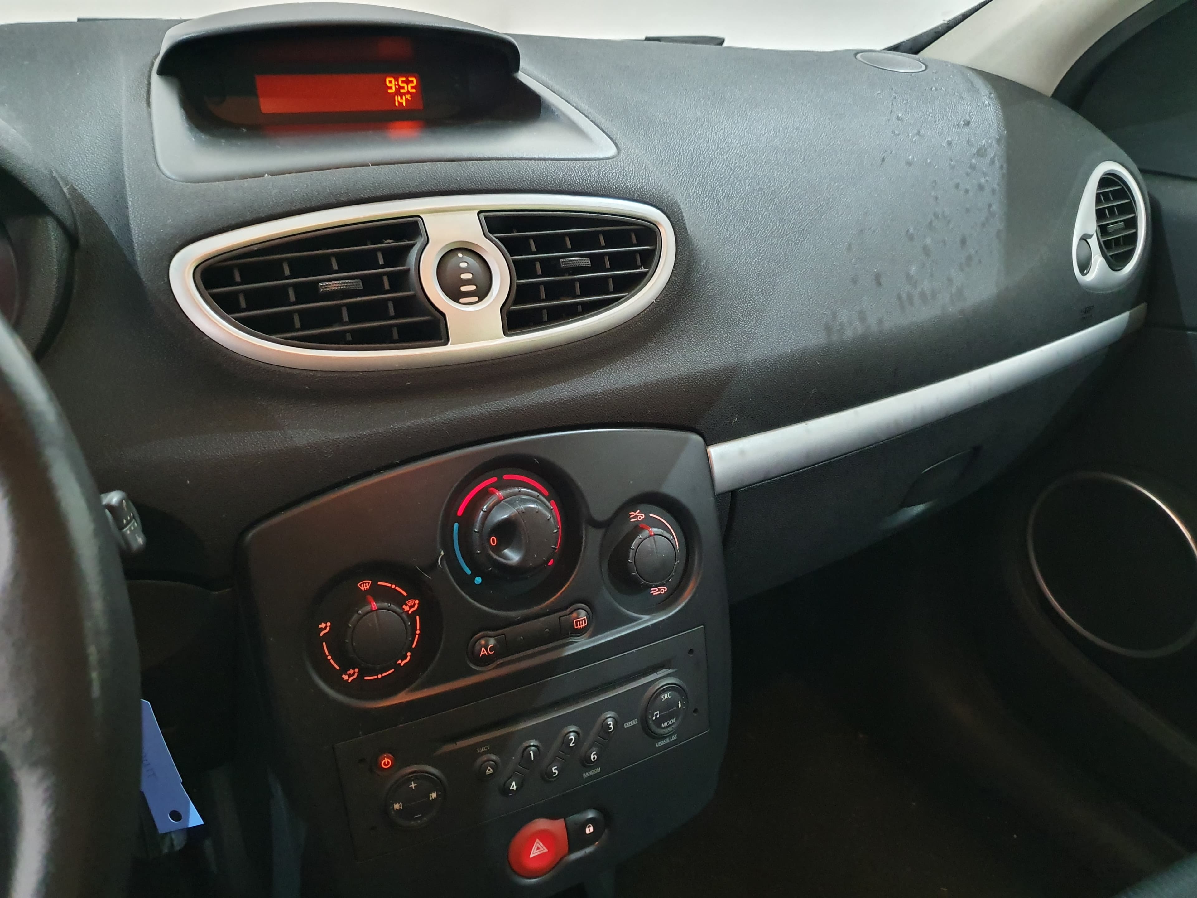 Renault Clio · Ano 2006 — imagen 37