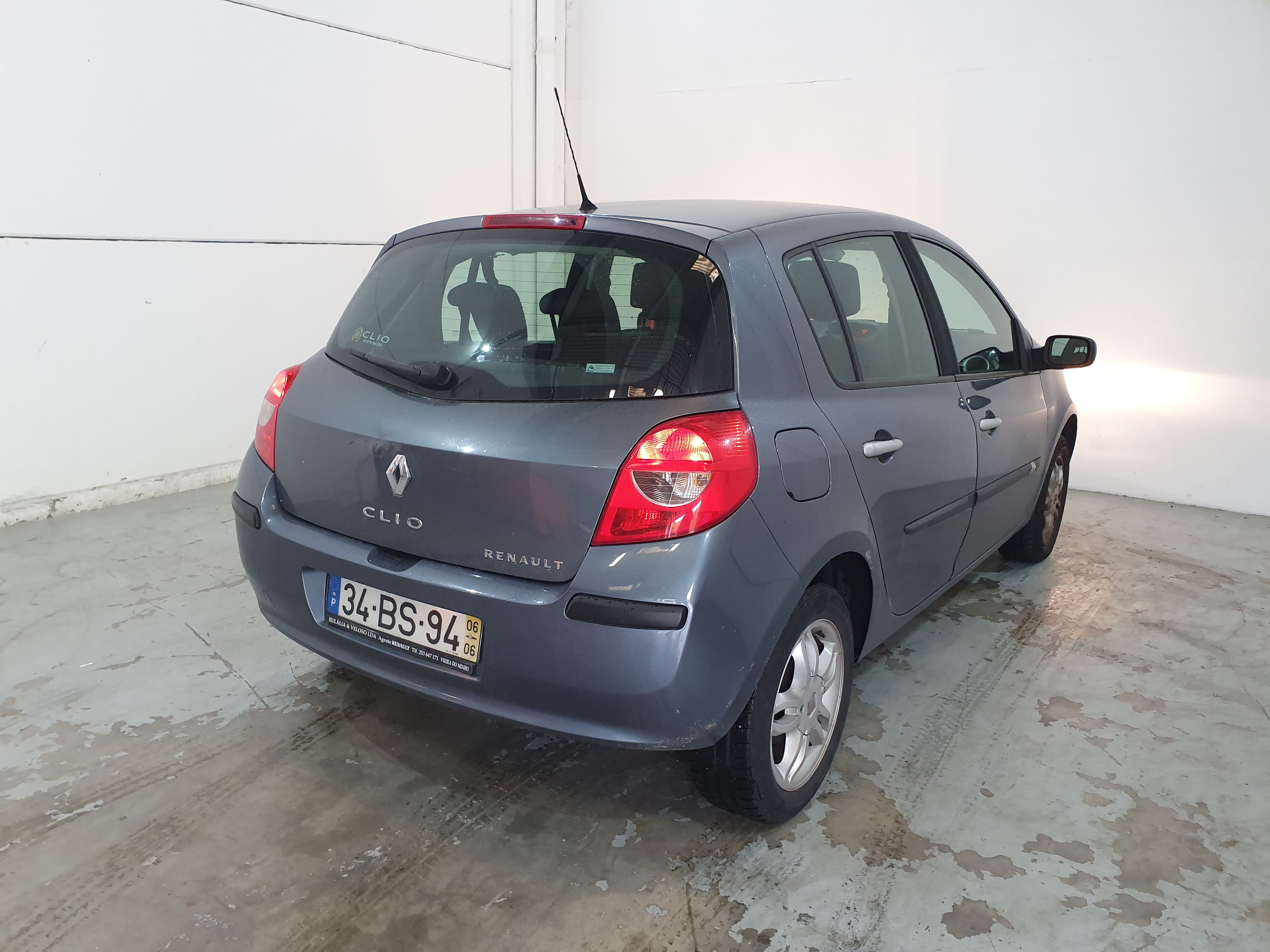Renault Clio · Ano 2006 — imagen 4