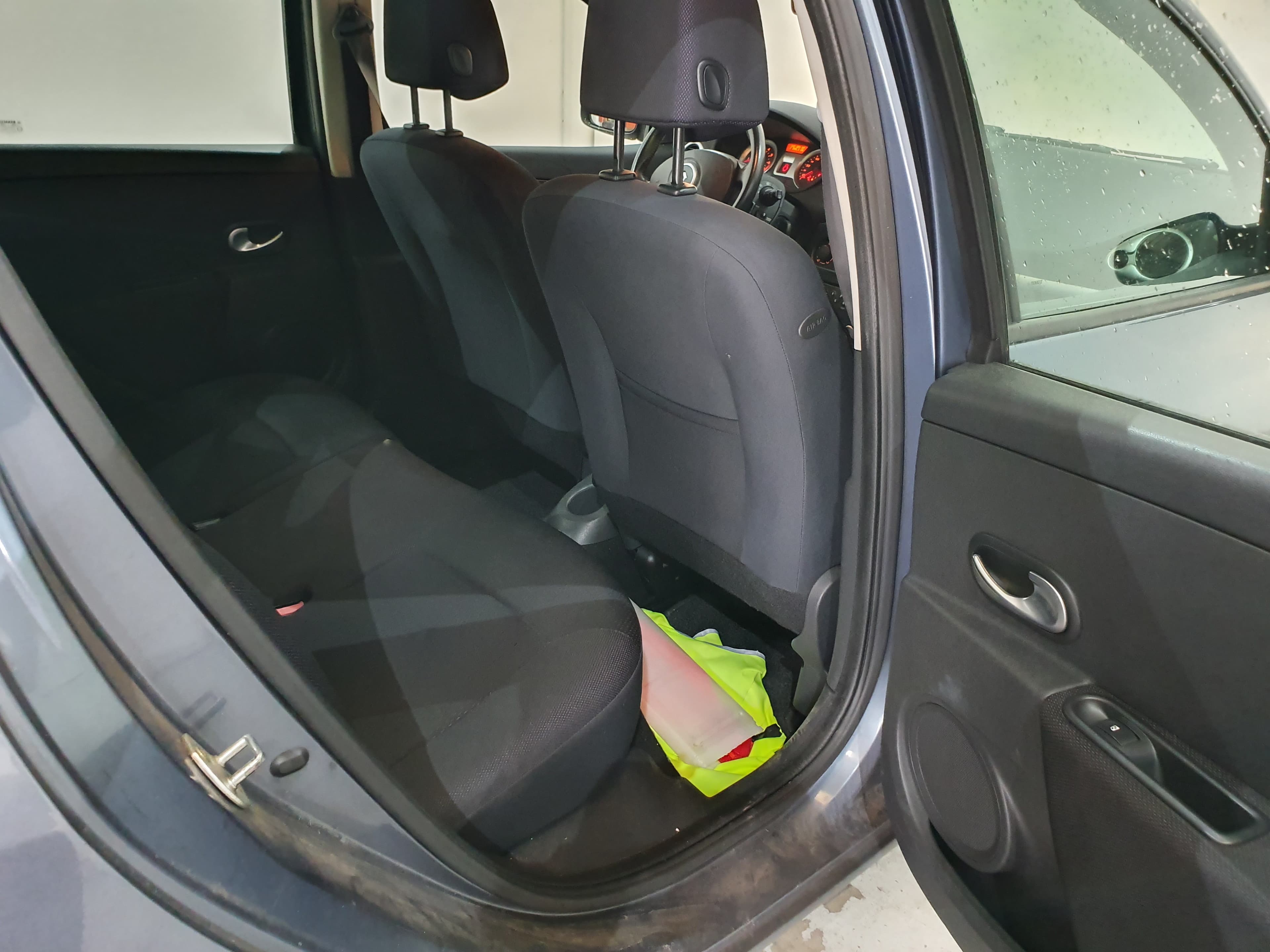 Renault Clio · Ano 2006 — imagen 24