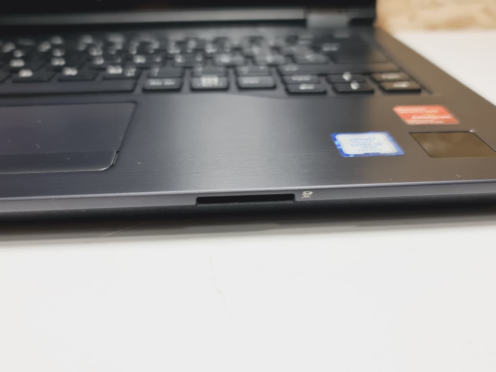 Portátil Fujitsu LifeBook U747 — imagem 10