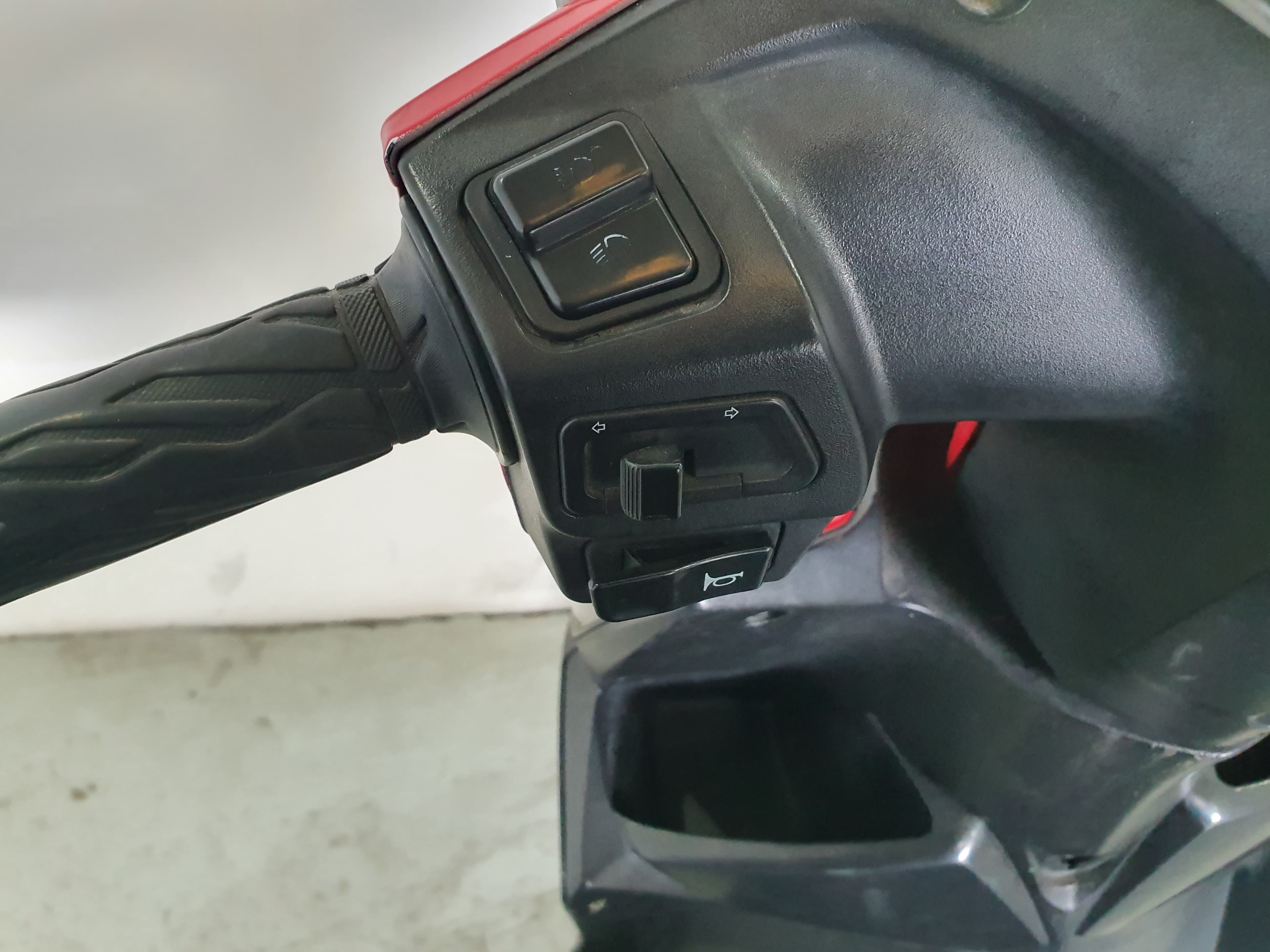 Suzuki UK 110 Address · Ano 2016 — image 13