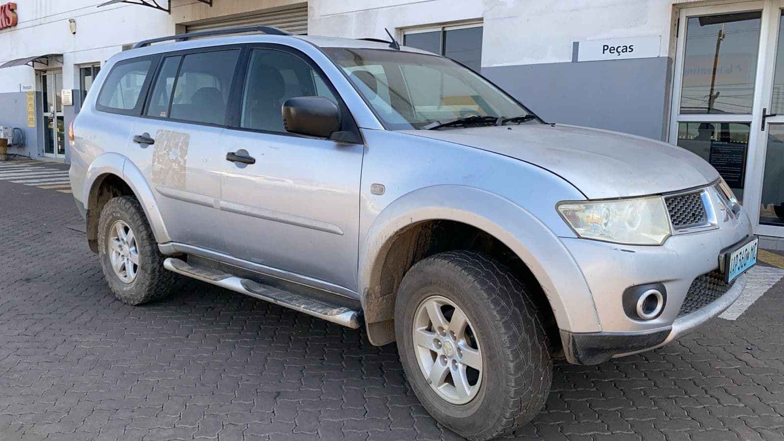 Mitsubishi Pajero Sport · Ano 2010 — imagem 1