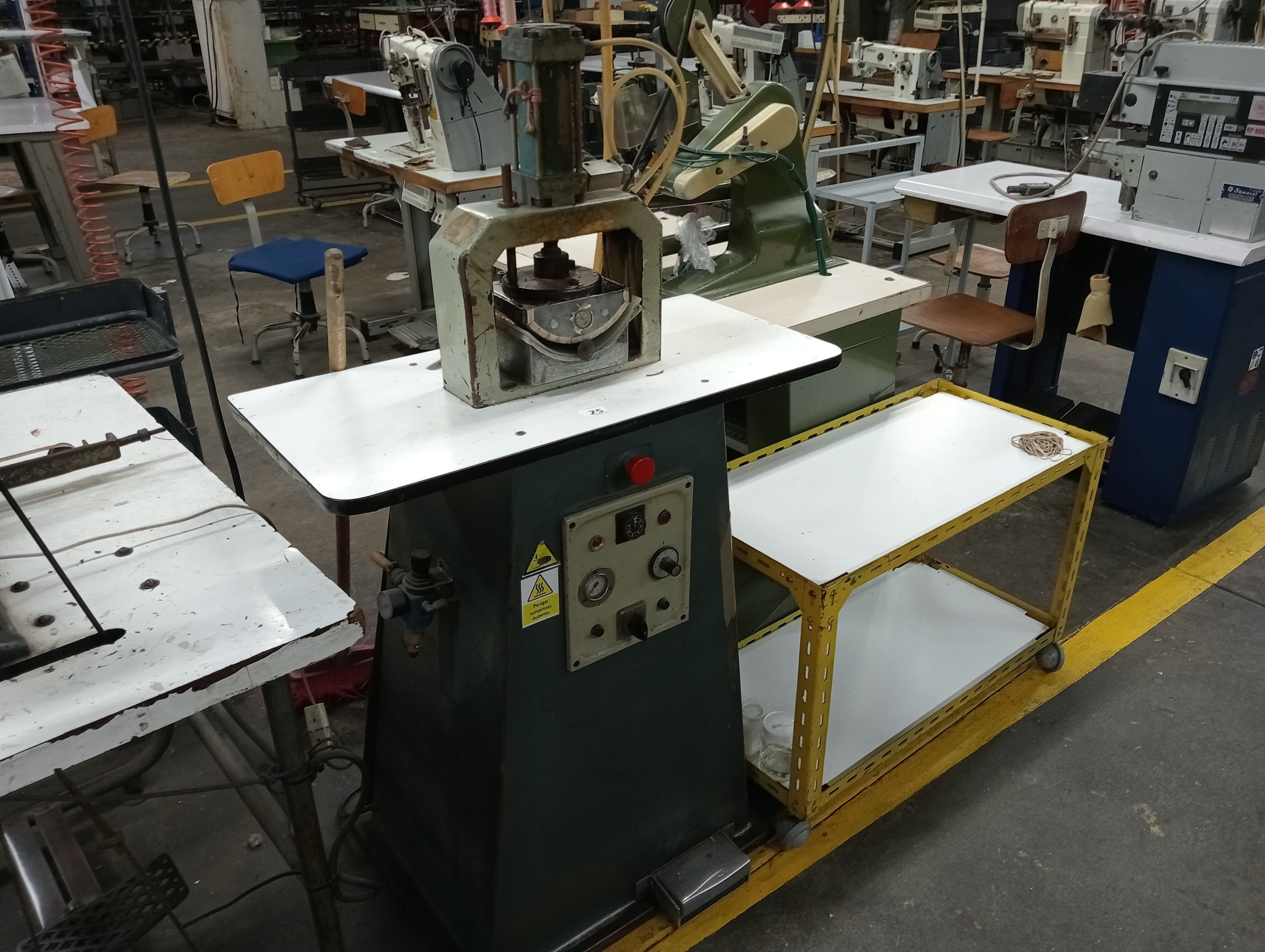 Equipamentos · Indústria do Calçado — image 13