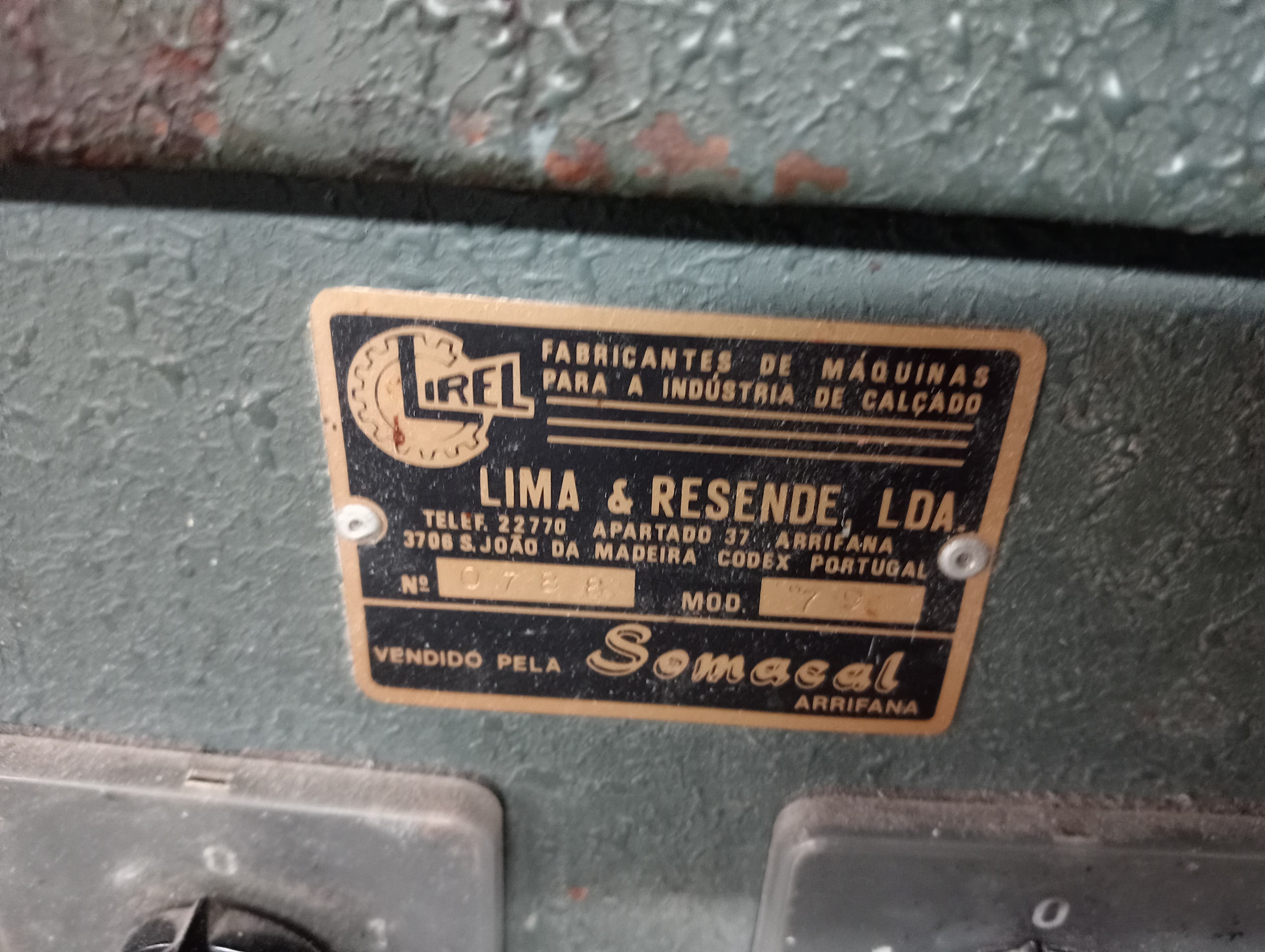 Escovadeiras · Máquina de canos — imagem 9