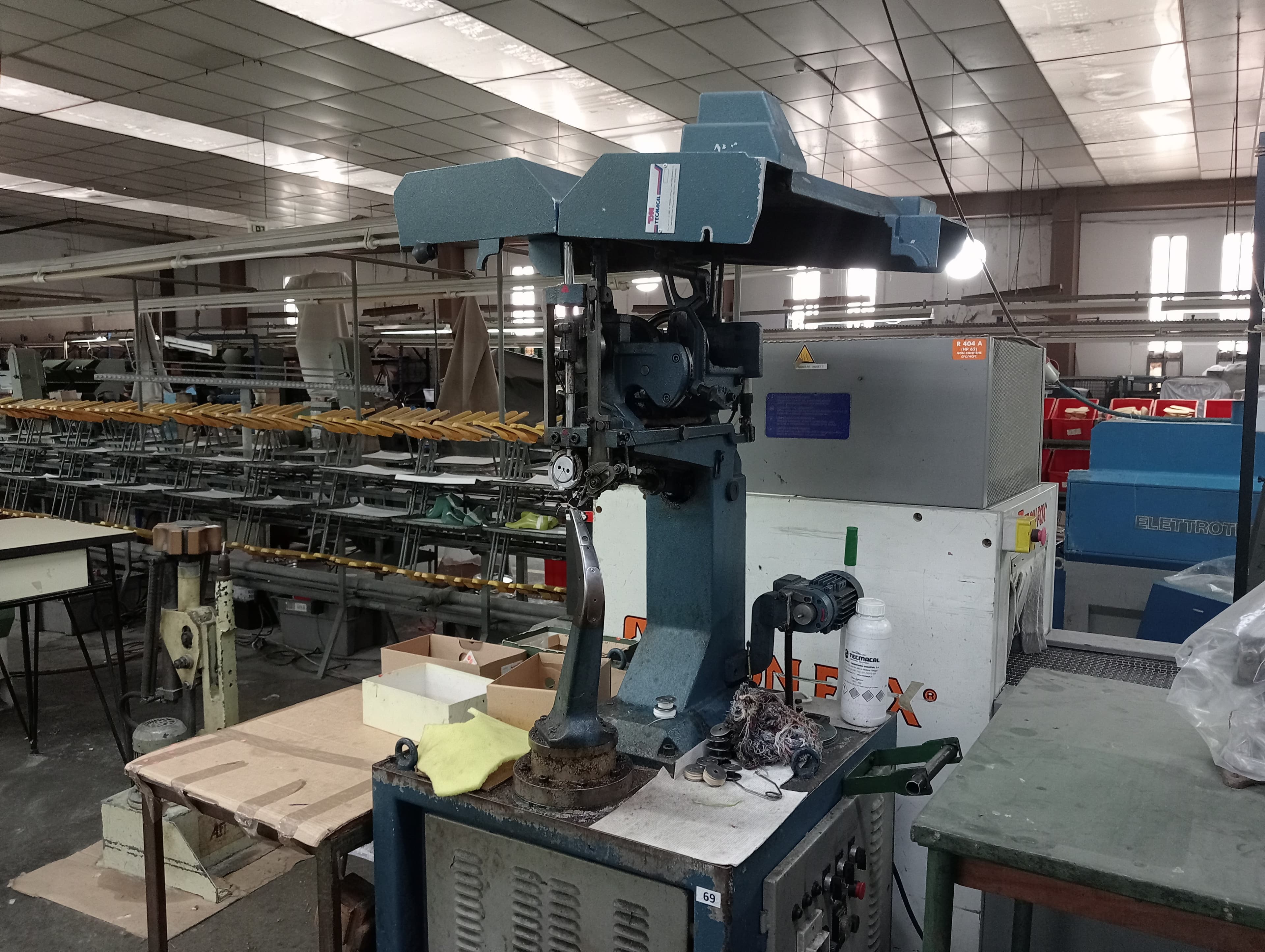 Forno a Frio · Máquina de coser solas — imagem 7