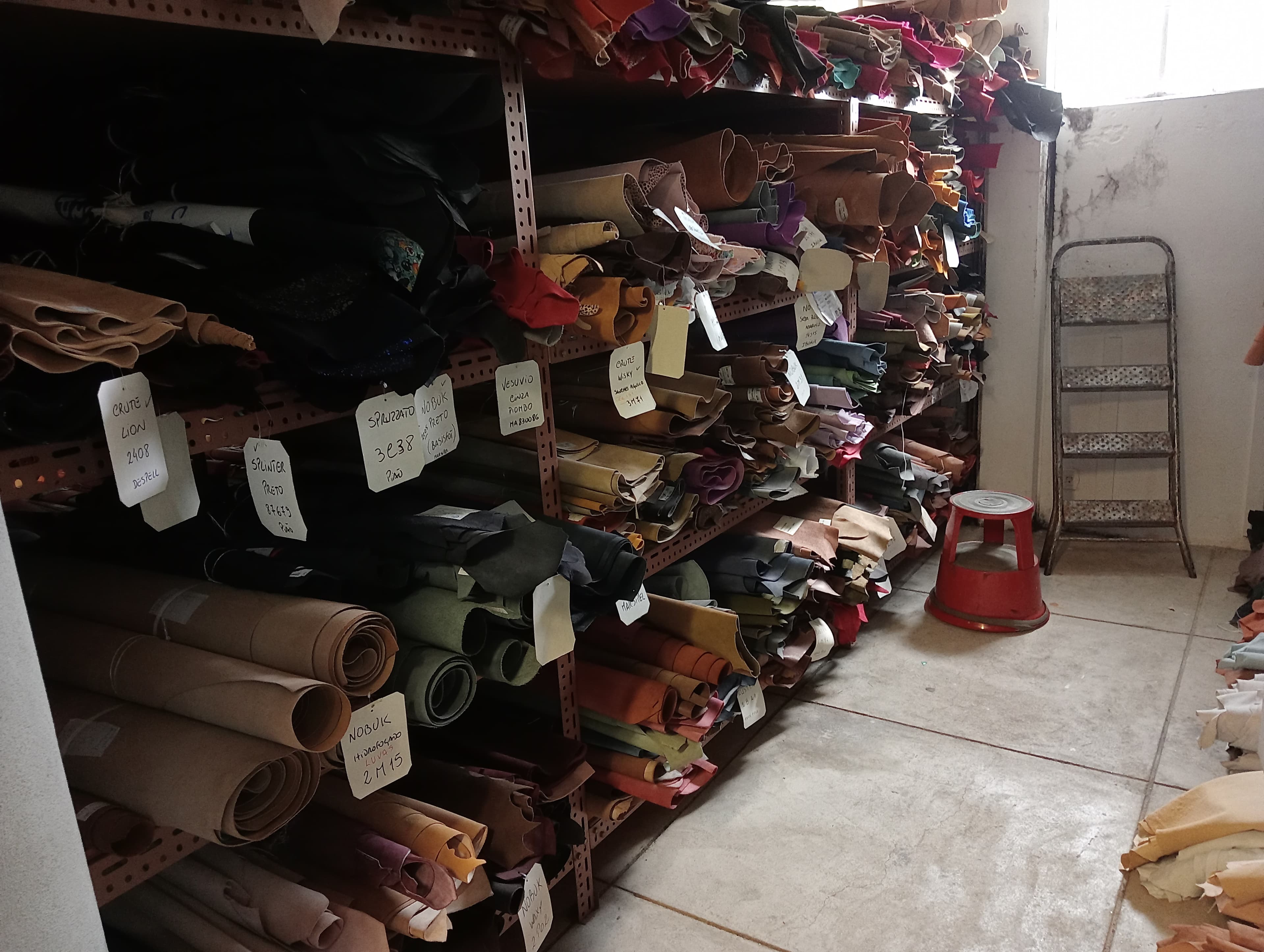 Equipamentos · Indústria do Calçado — image 36