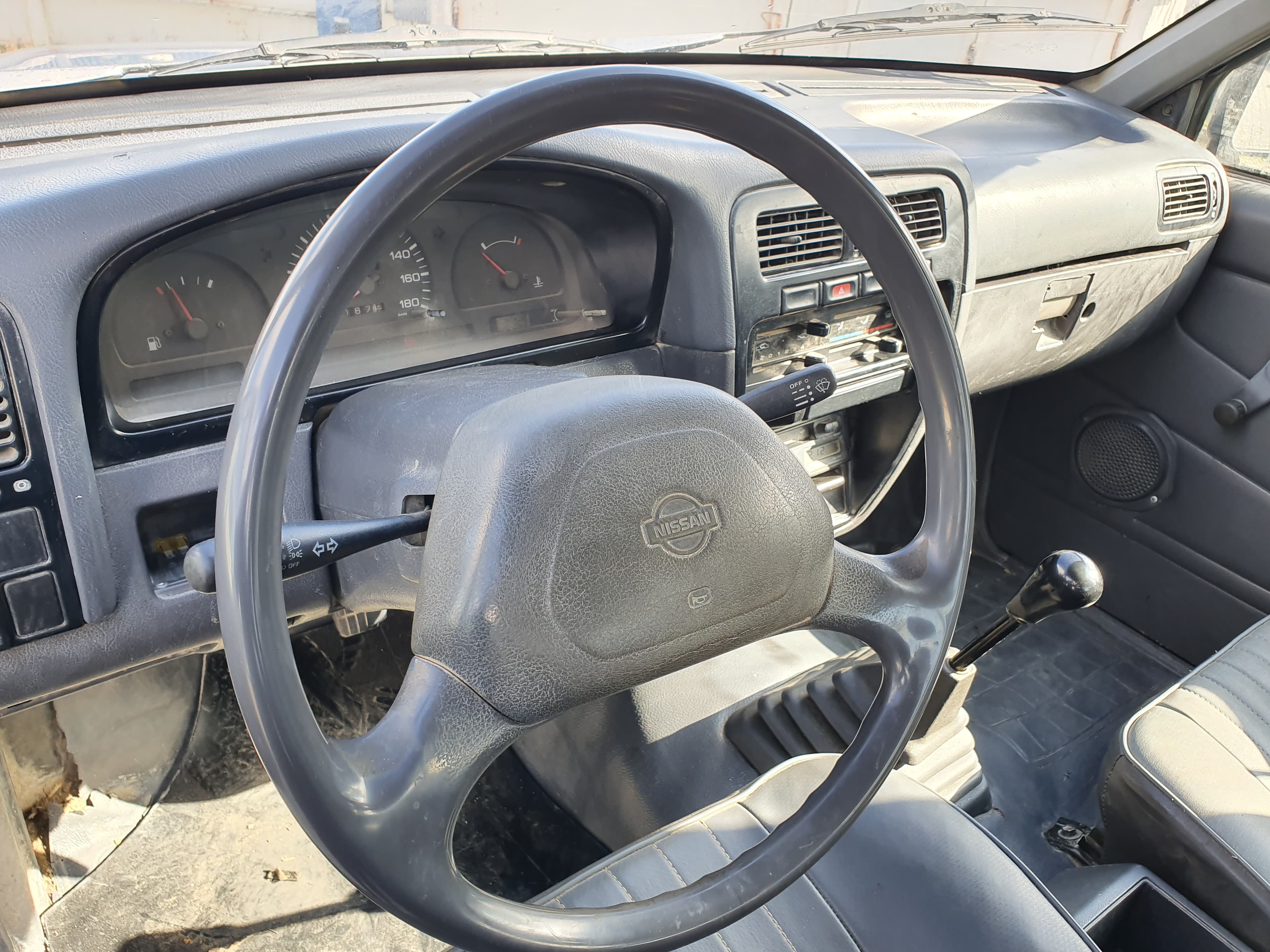 Nissan Pick Up · Ano 1998 — imagen 35