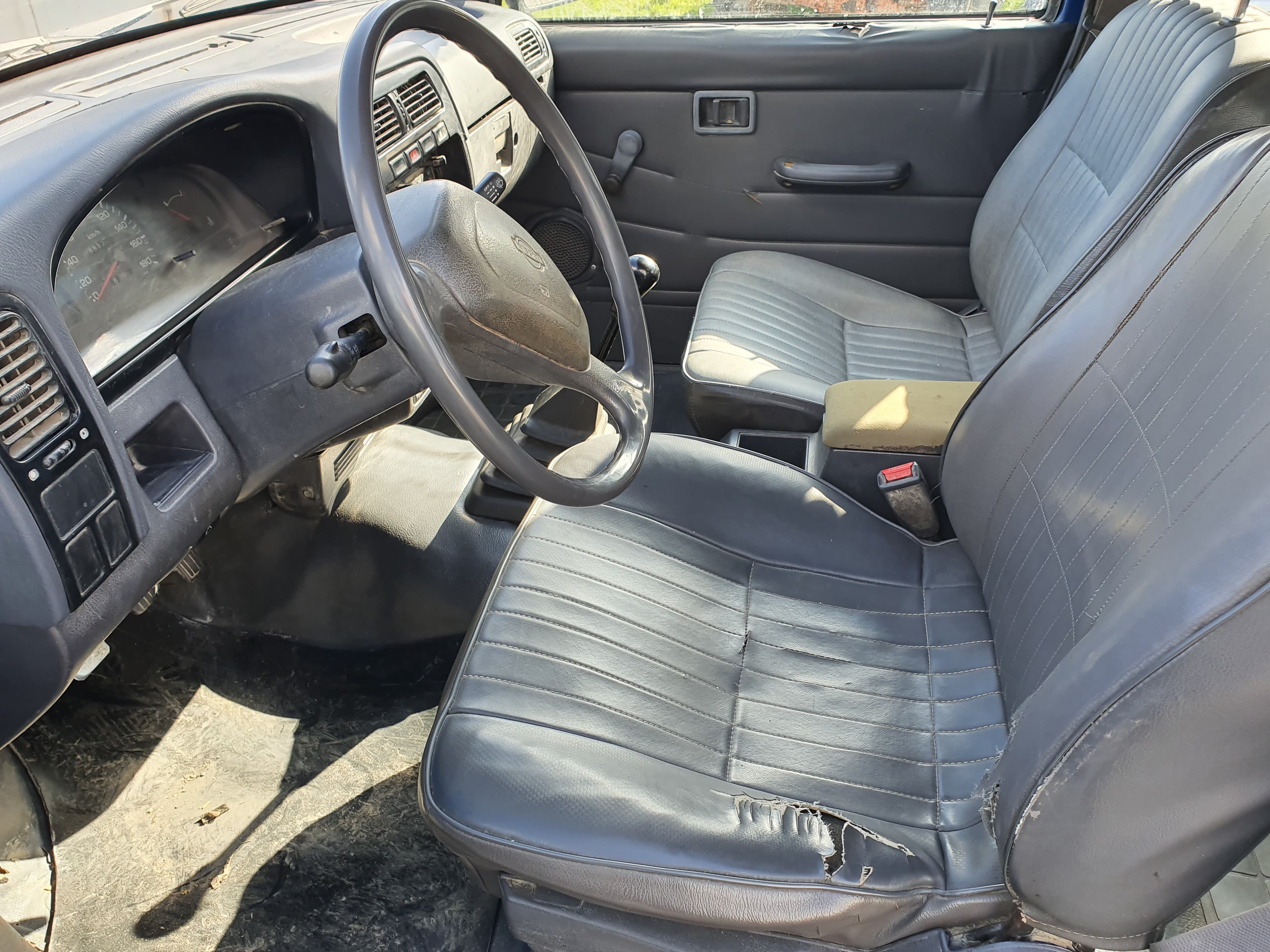 Nissan Pick Up · Ano 1998 — imagen 22