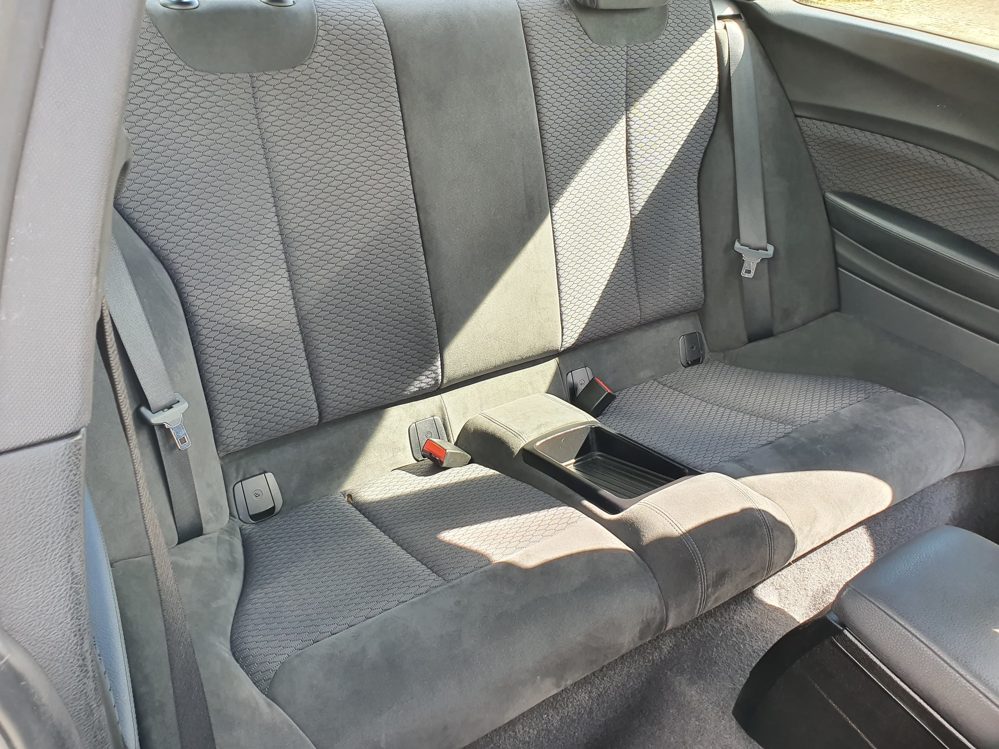 BMW 218D · Ano 2014 — image 26