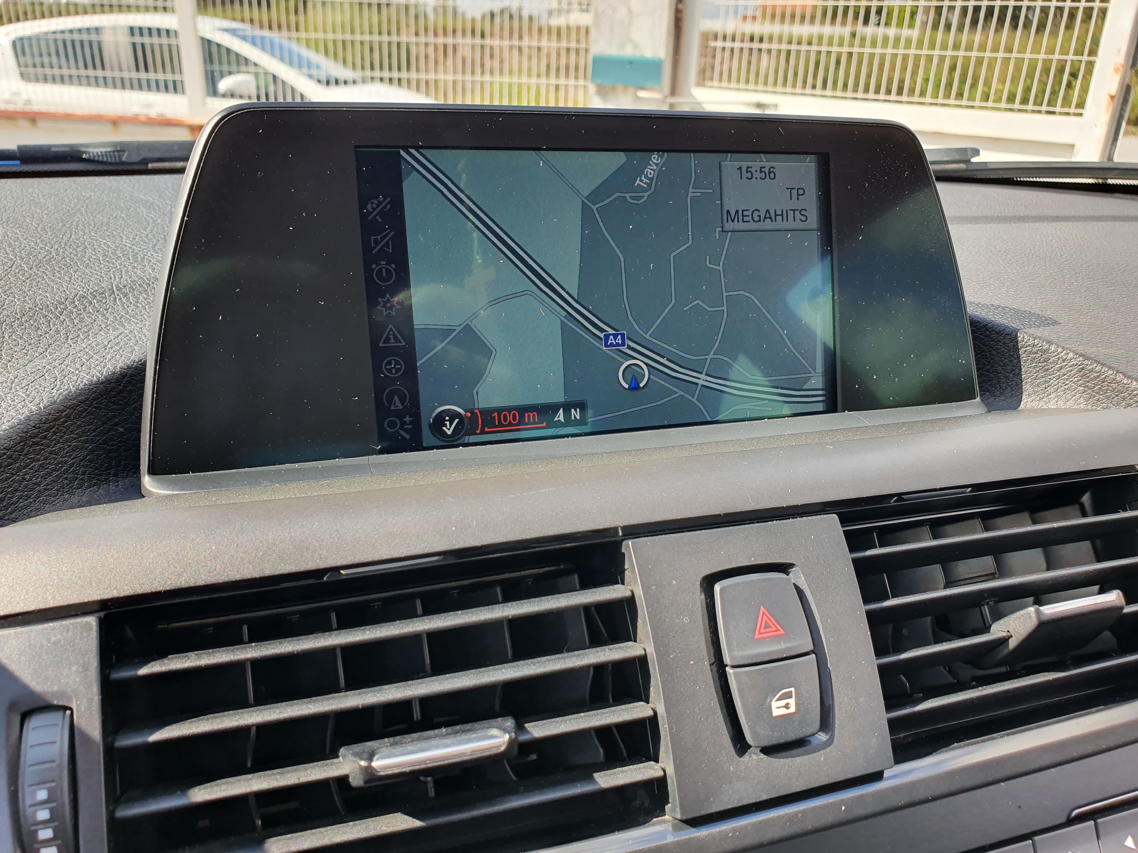BMW 218D · Ano 2014 — image 32