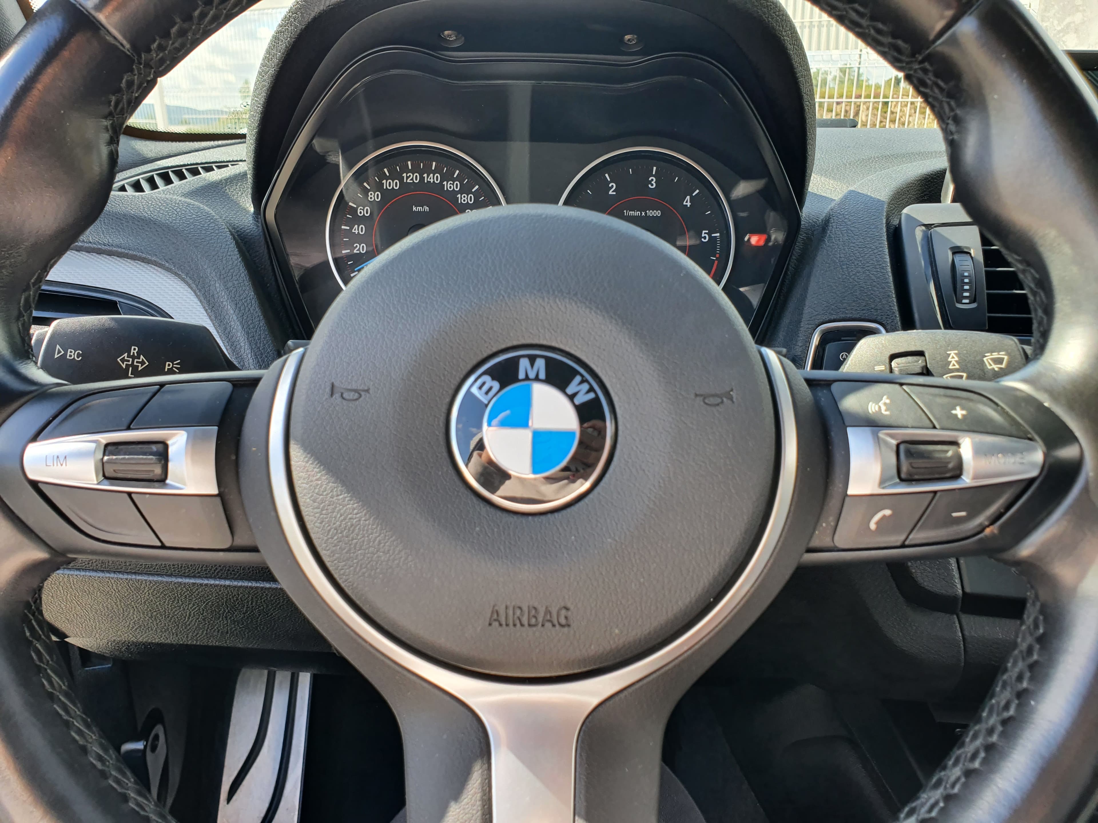 BMW 218D · Ano 2014 — image 38