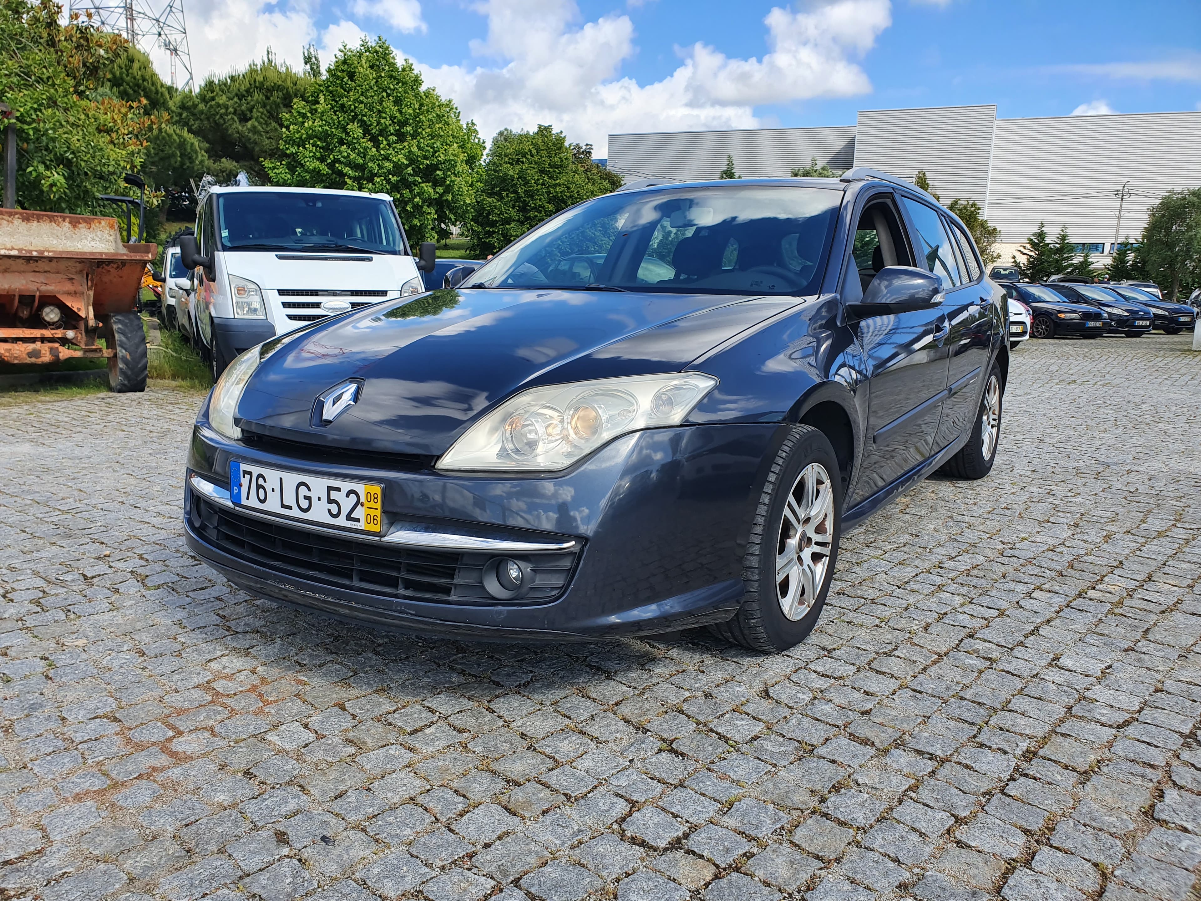 Renault Laguna · Ano 2008 — imagen 2
