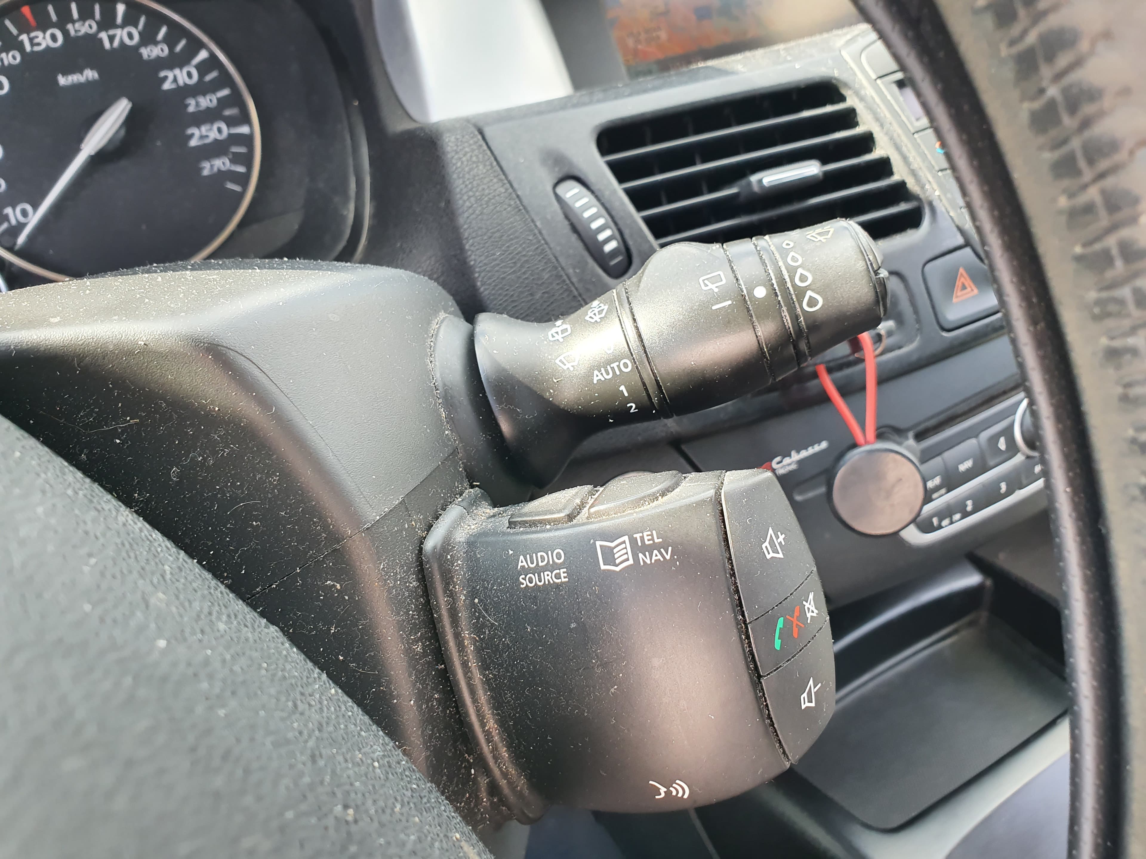 Renault Laguna · Ano 2008 — imagen 40