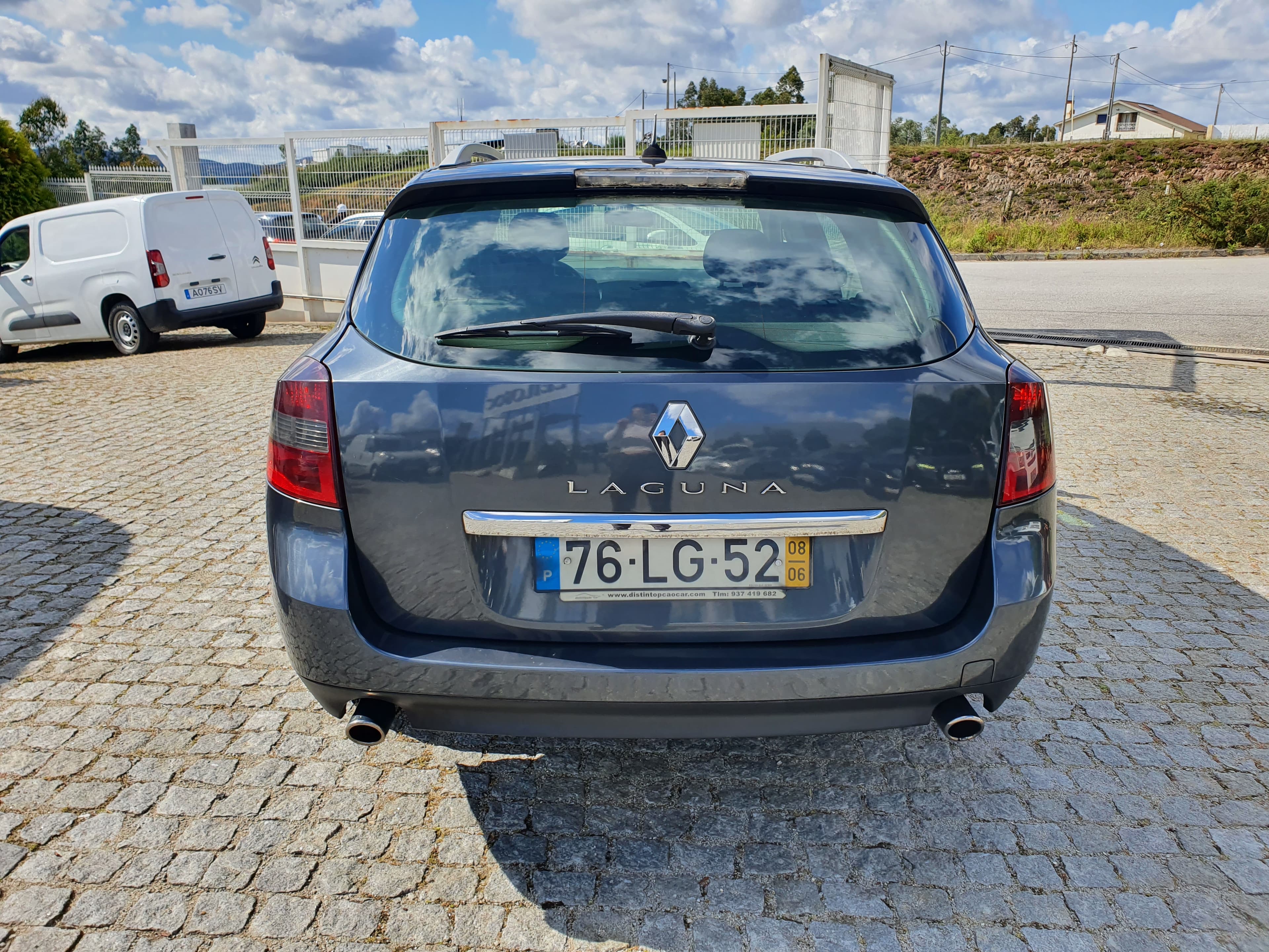 Renault Laguna · Ano 2008 — imagen 5