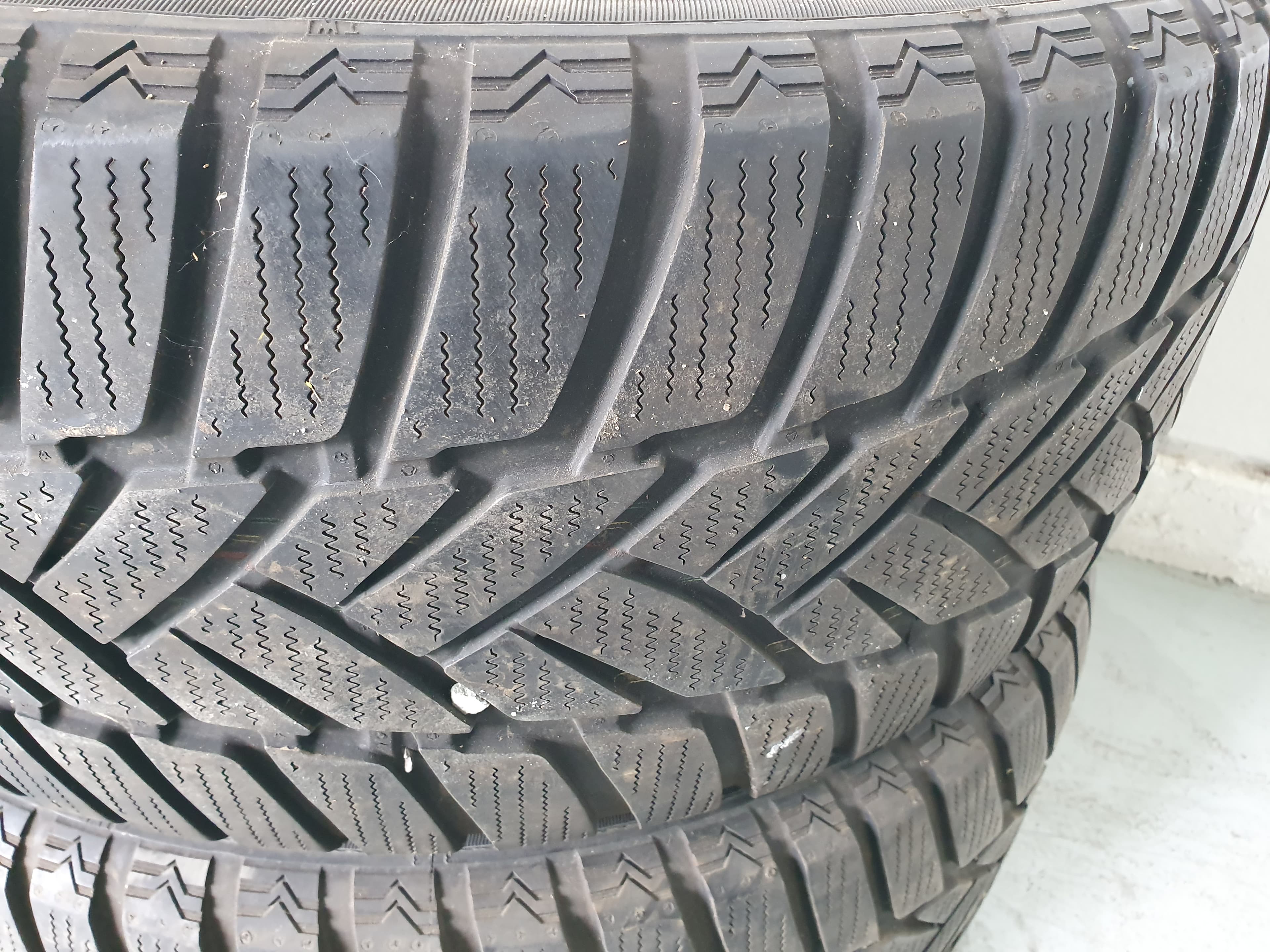 Pneus Dunlop — imagem 3
