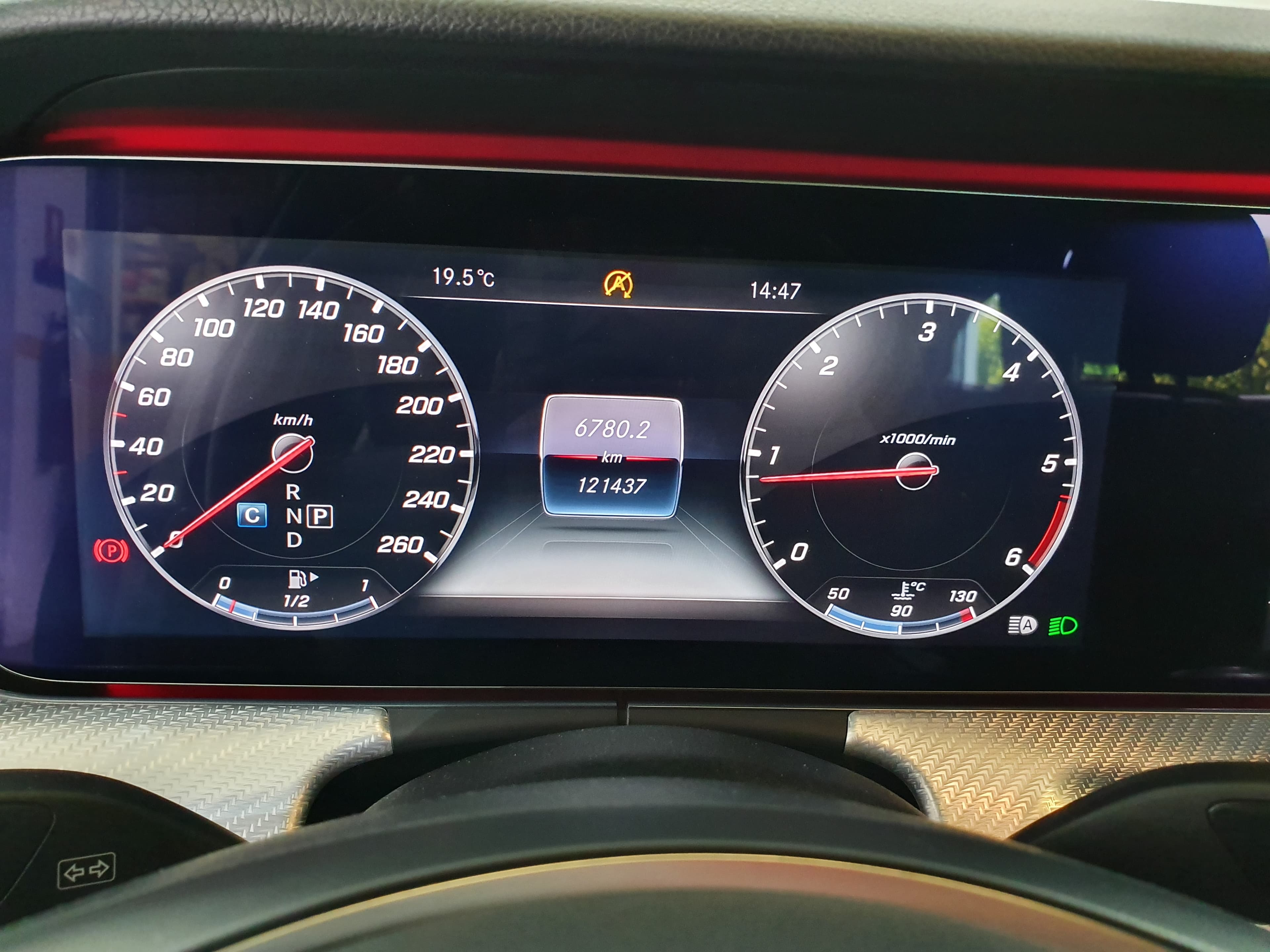 Mercedes-Benz E220D 4 Matic All Terrain Avantgarde · Ano 2017 — imagem 42