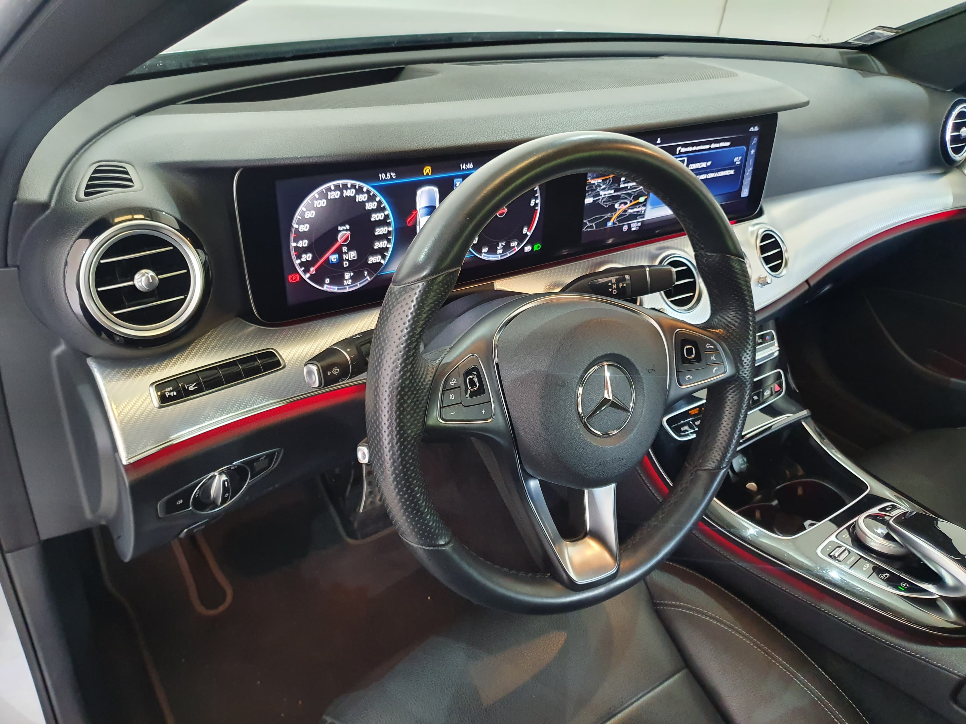 Mercedes-Benz E220D 4 Matic All Terrain Avantgarde · Ano 2017 — imagem 35