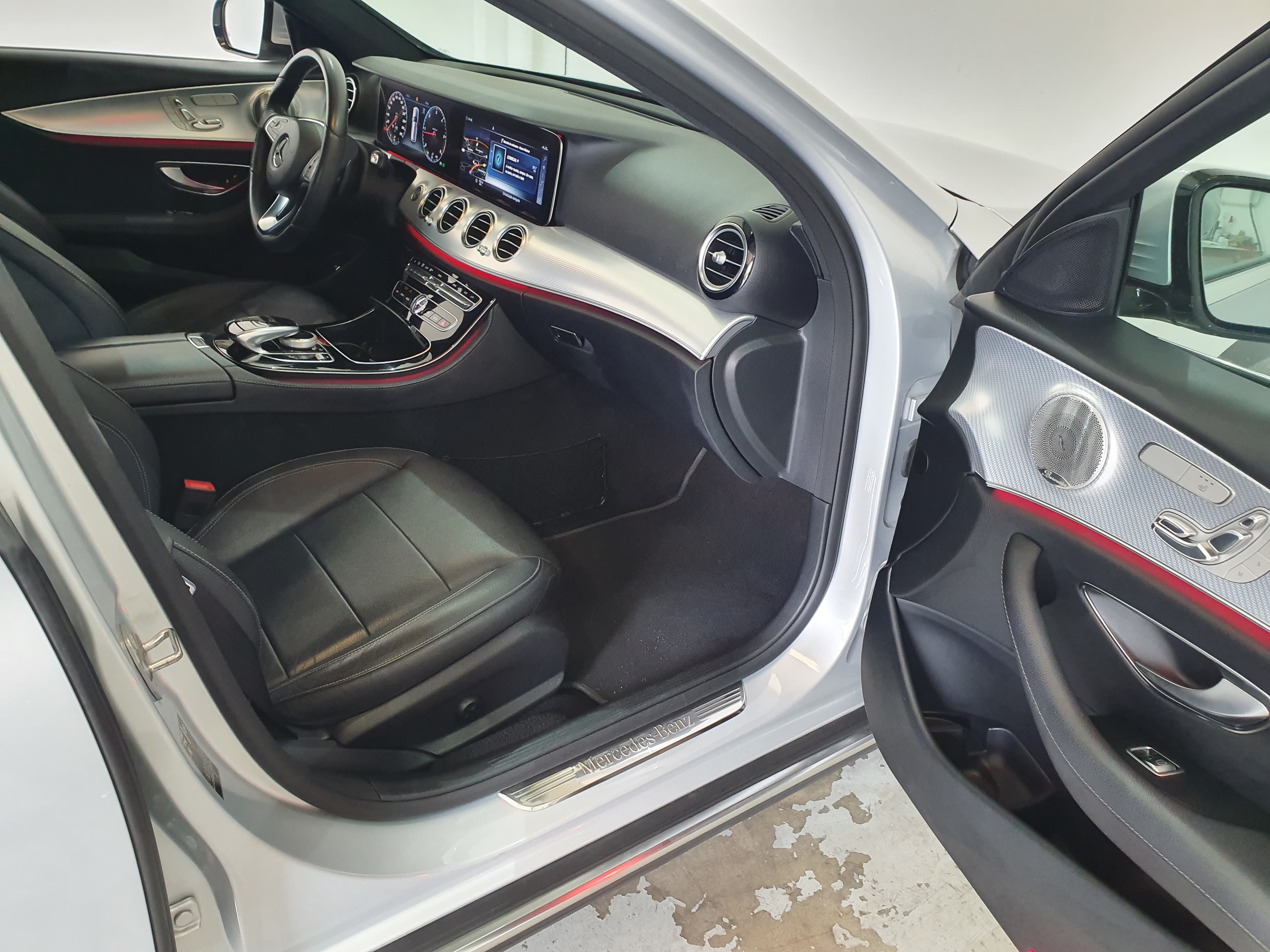 Mercedes-Benz E220D 4 Matic All Terrain Avantgarde · Ano 2017 — imagem 26