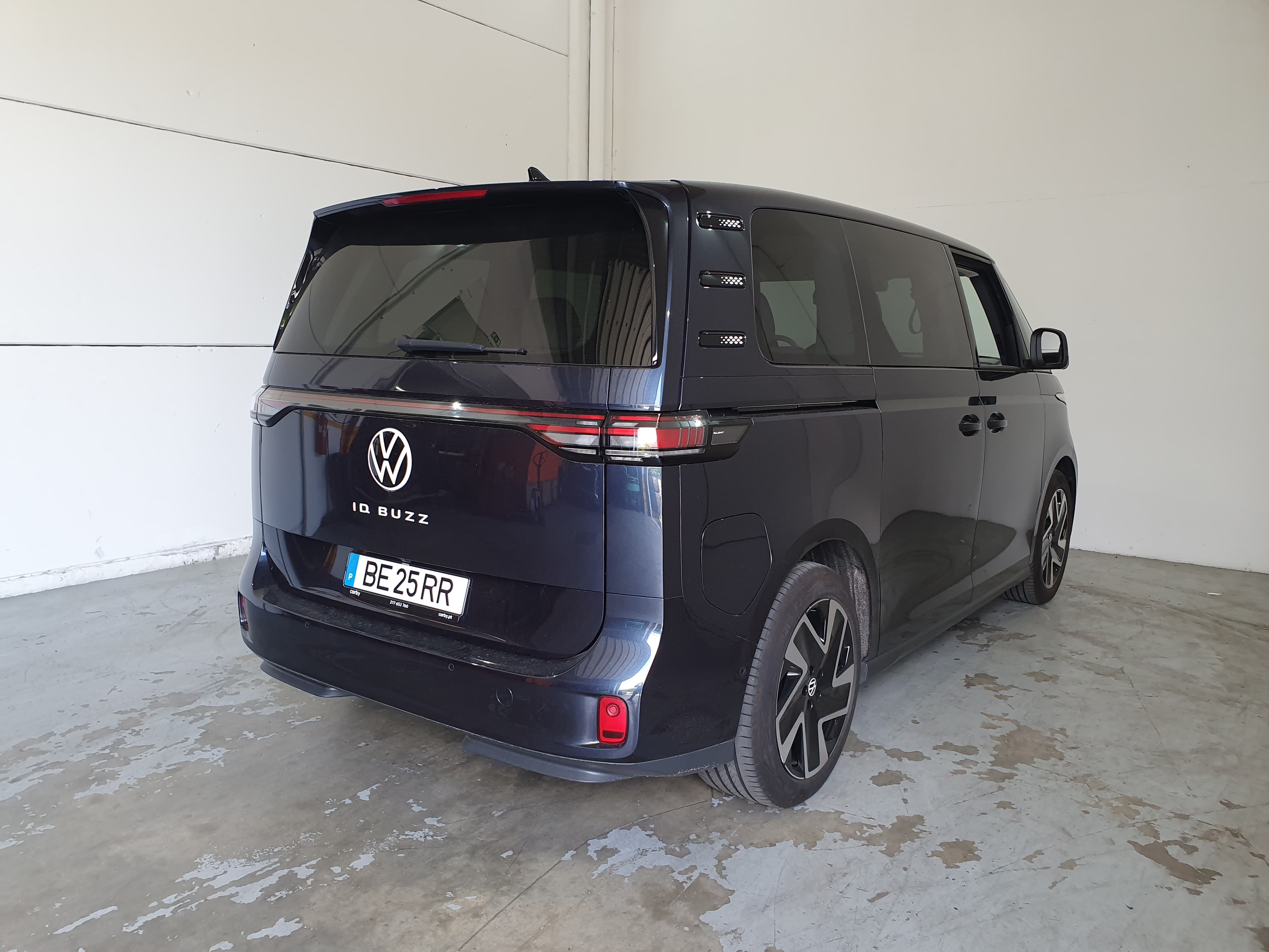 Volkswagen ID Buzz Totalmente Elétrica · Ano 2023 — imagem 5