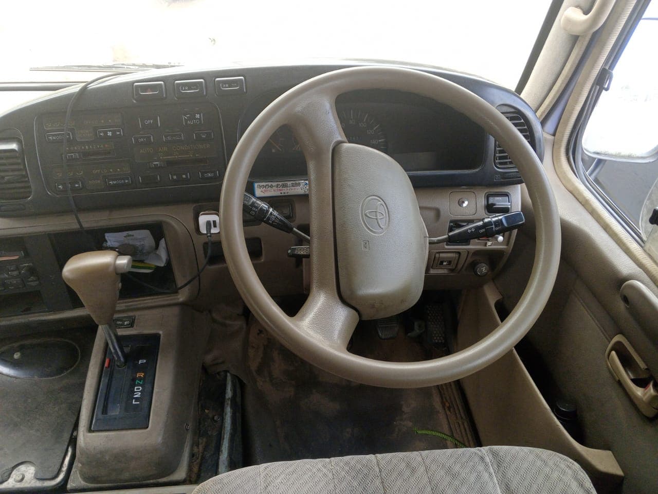 Toyota Coaster 3905 — imagen 9