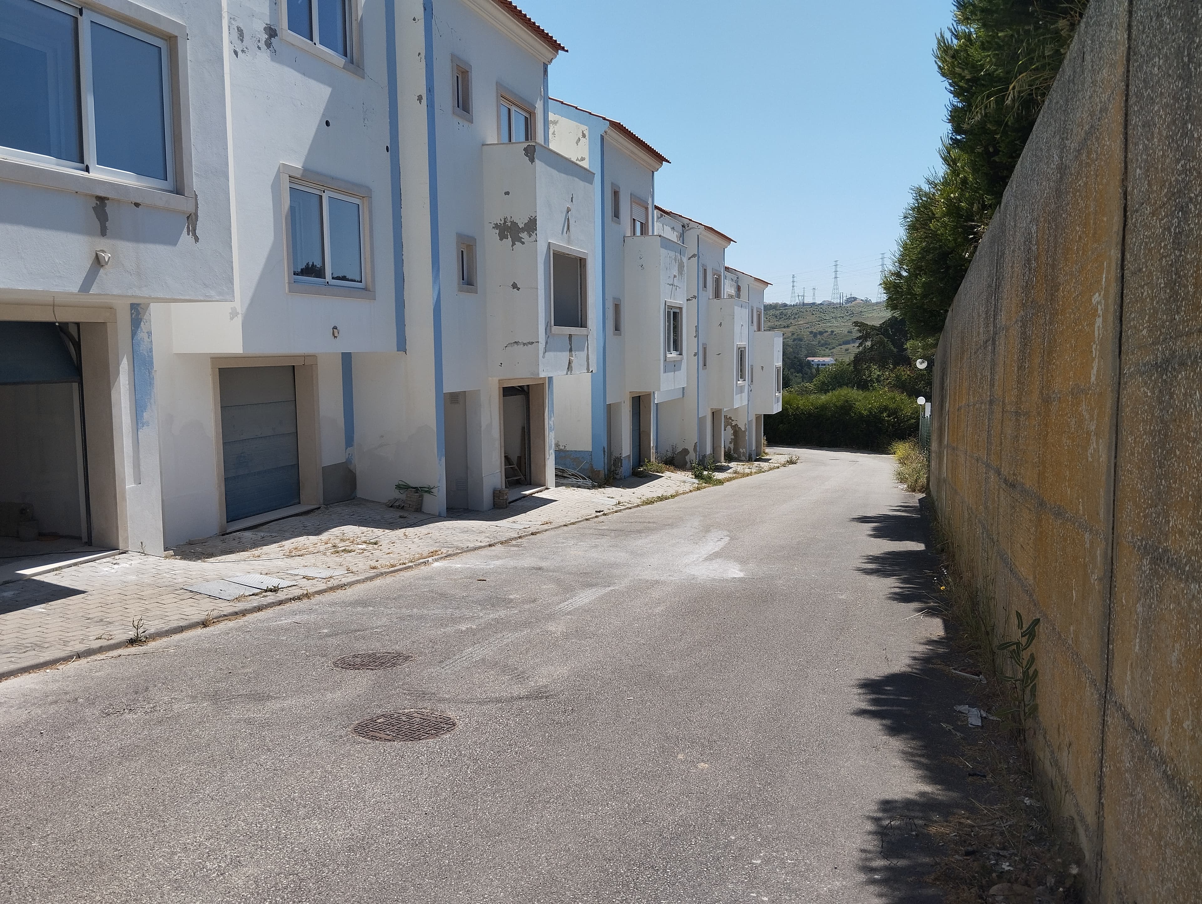 2 Moradias V4 + 2 Moradias V3 · Sintra — image 69