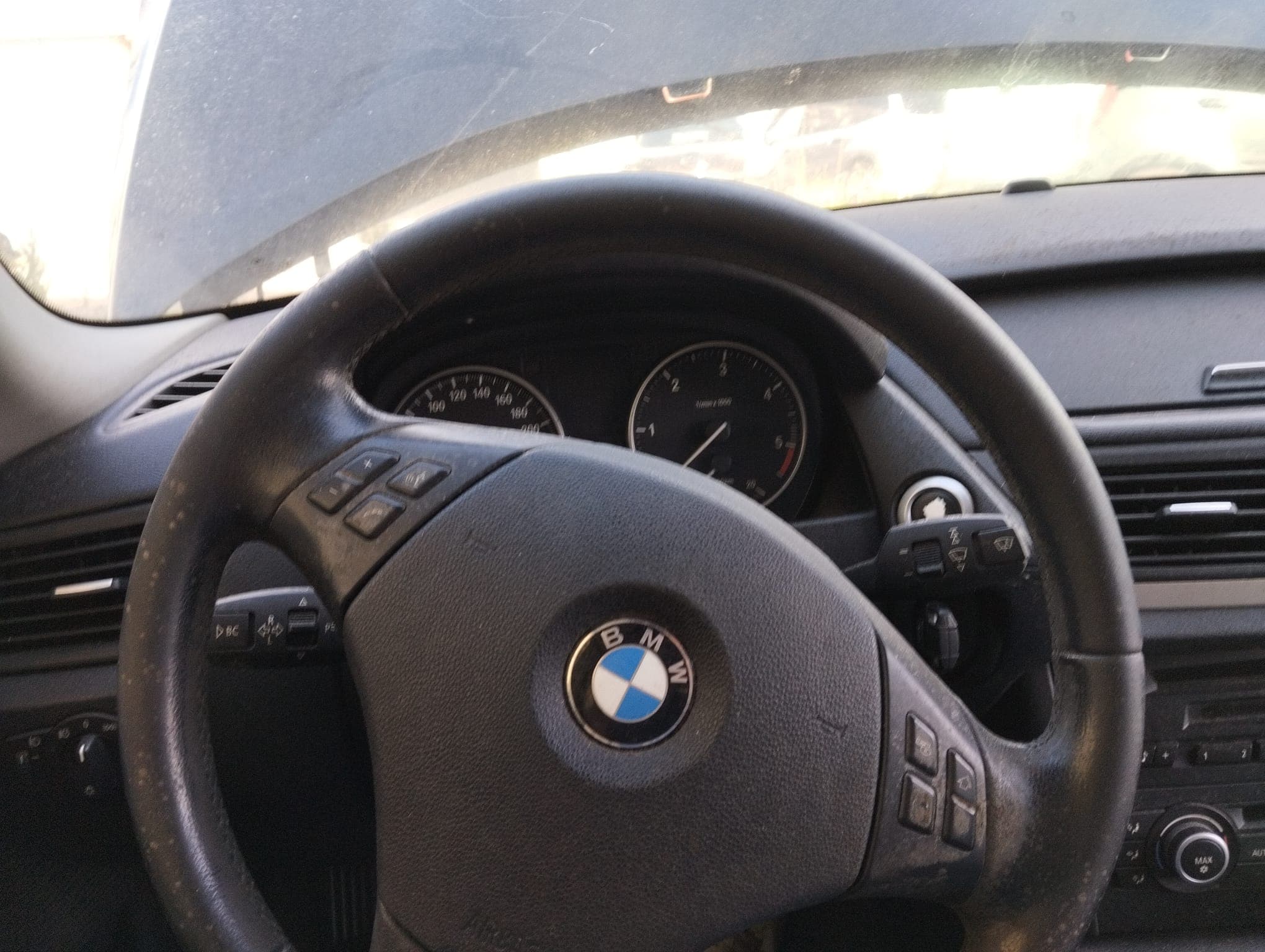 BMW X1 · Ano 2011 — imagen 21
