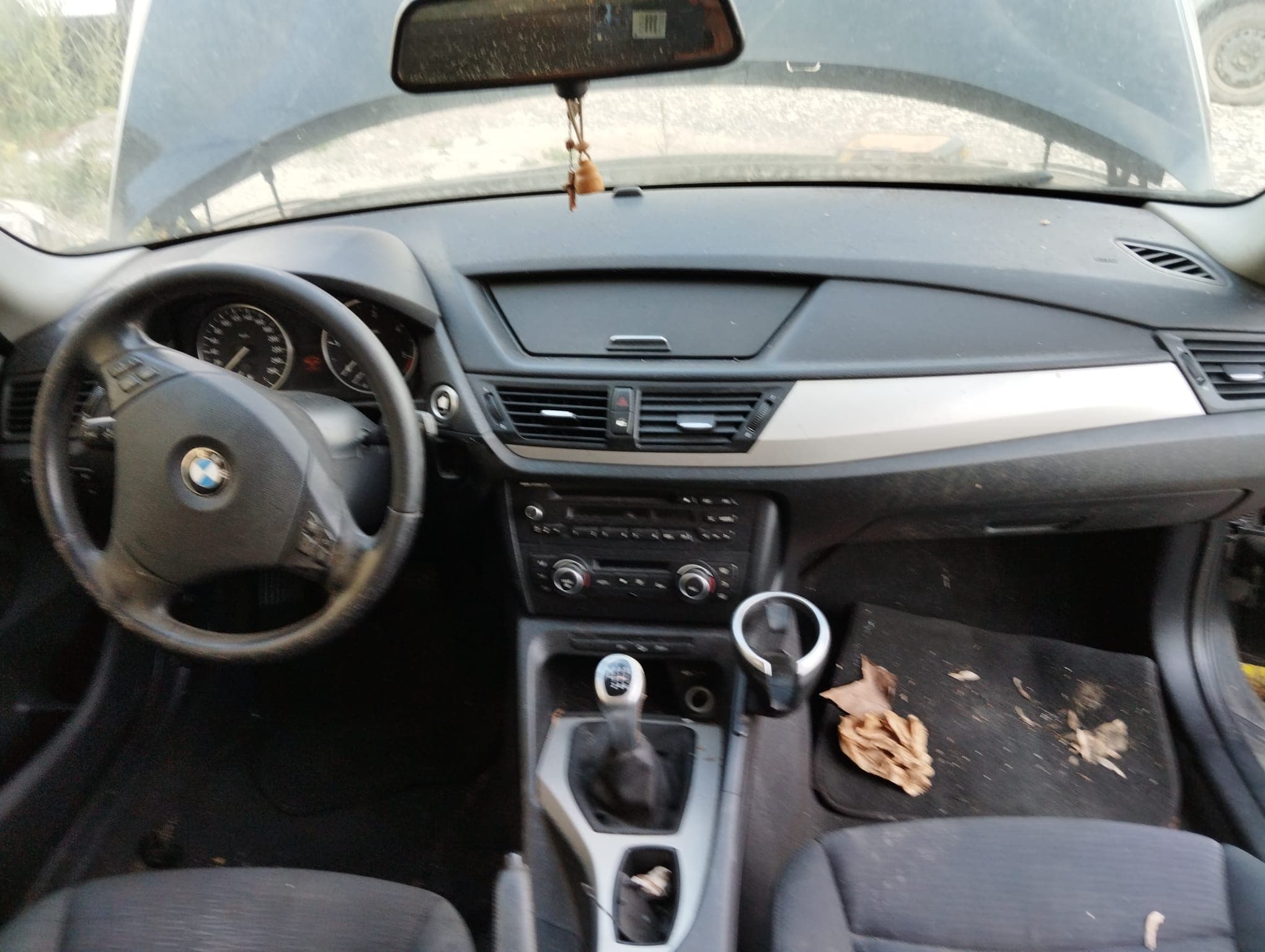 BMW X1 · Ano 2011 — imagen 15