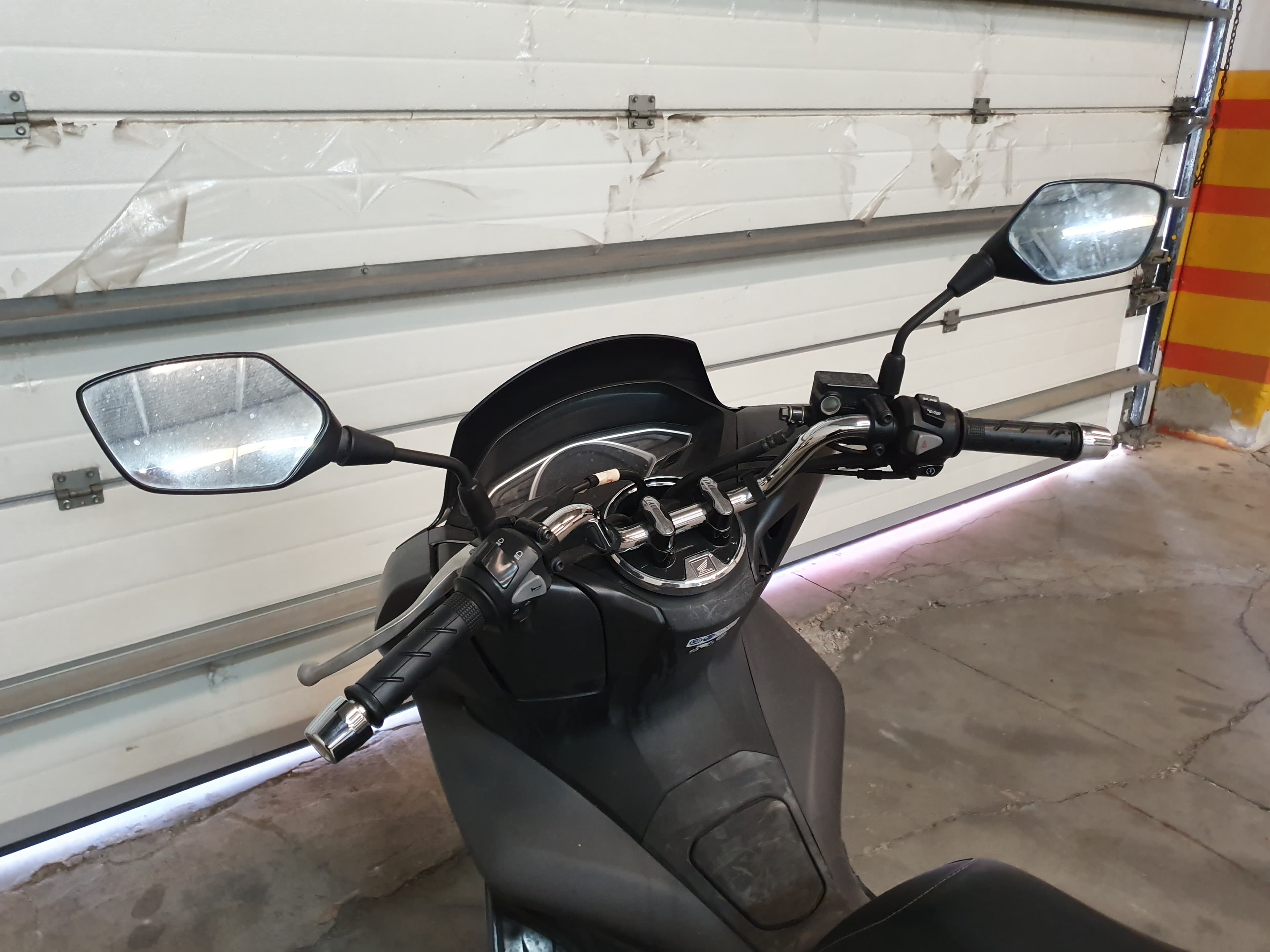 Honda PCX · Ano 2019 — image 12
