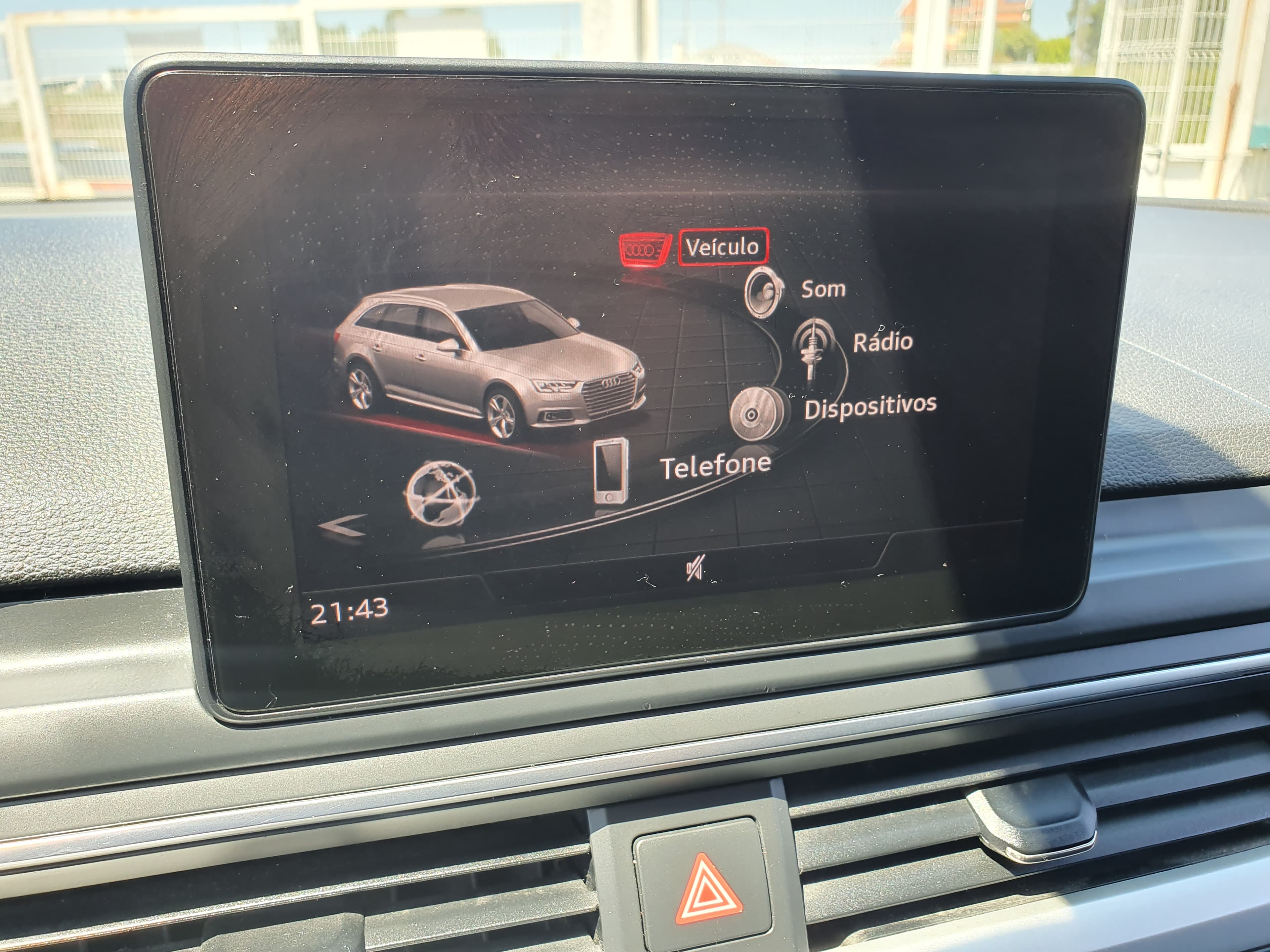 Audi A4 · Ano 2017 — imagem 39
