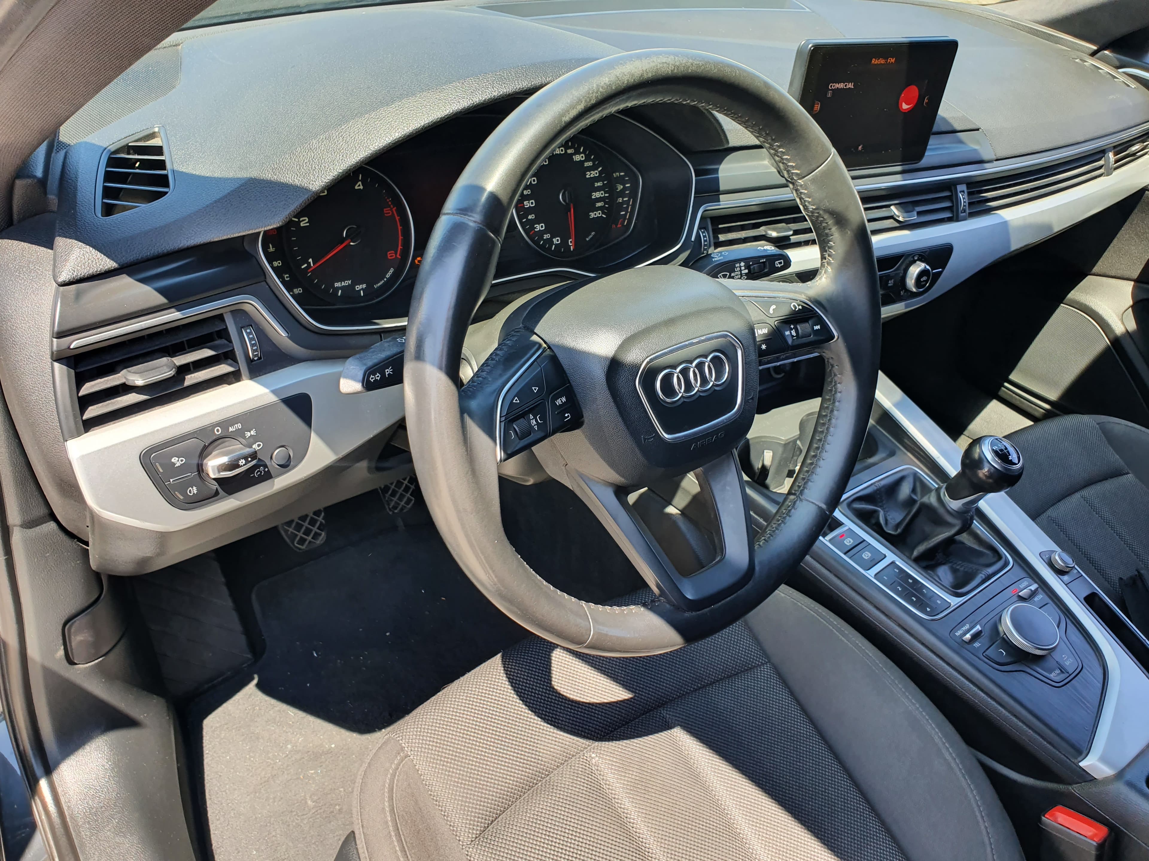 Audi A4 · Ano 2017 — imagem 33