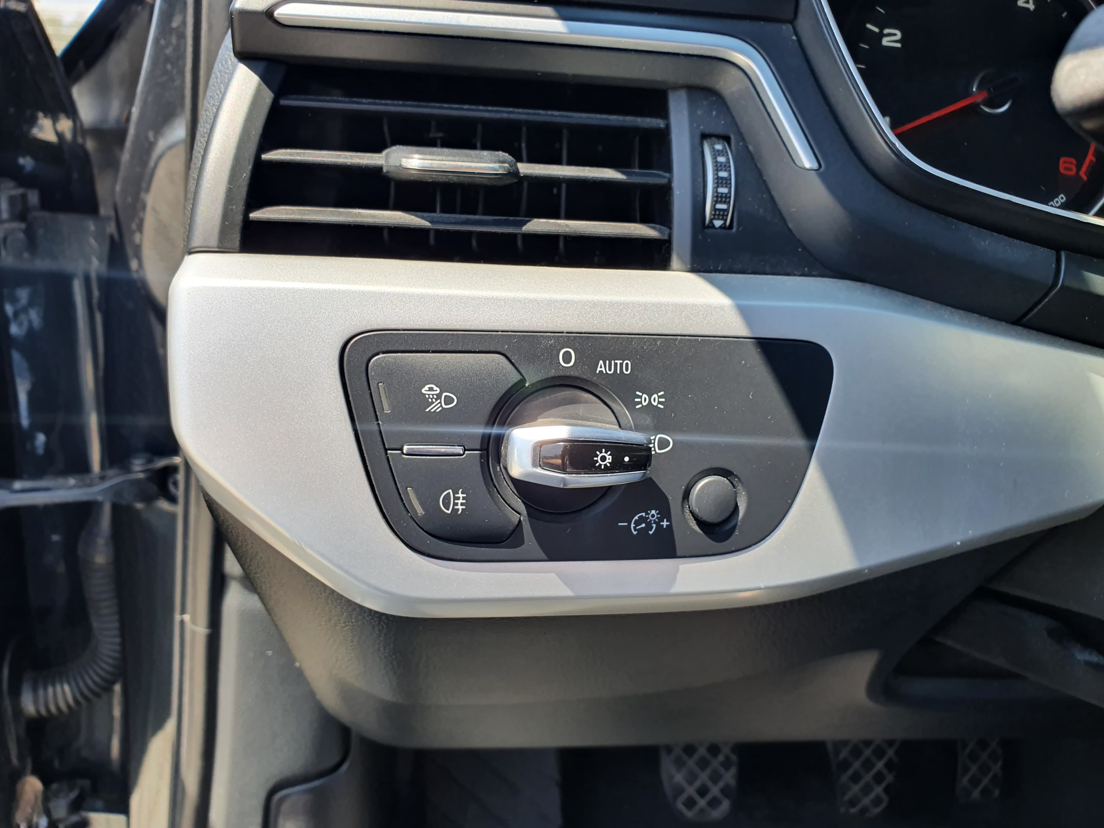 Audi A4 · Ano 2017 — imagem 44