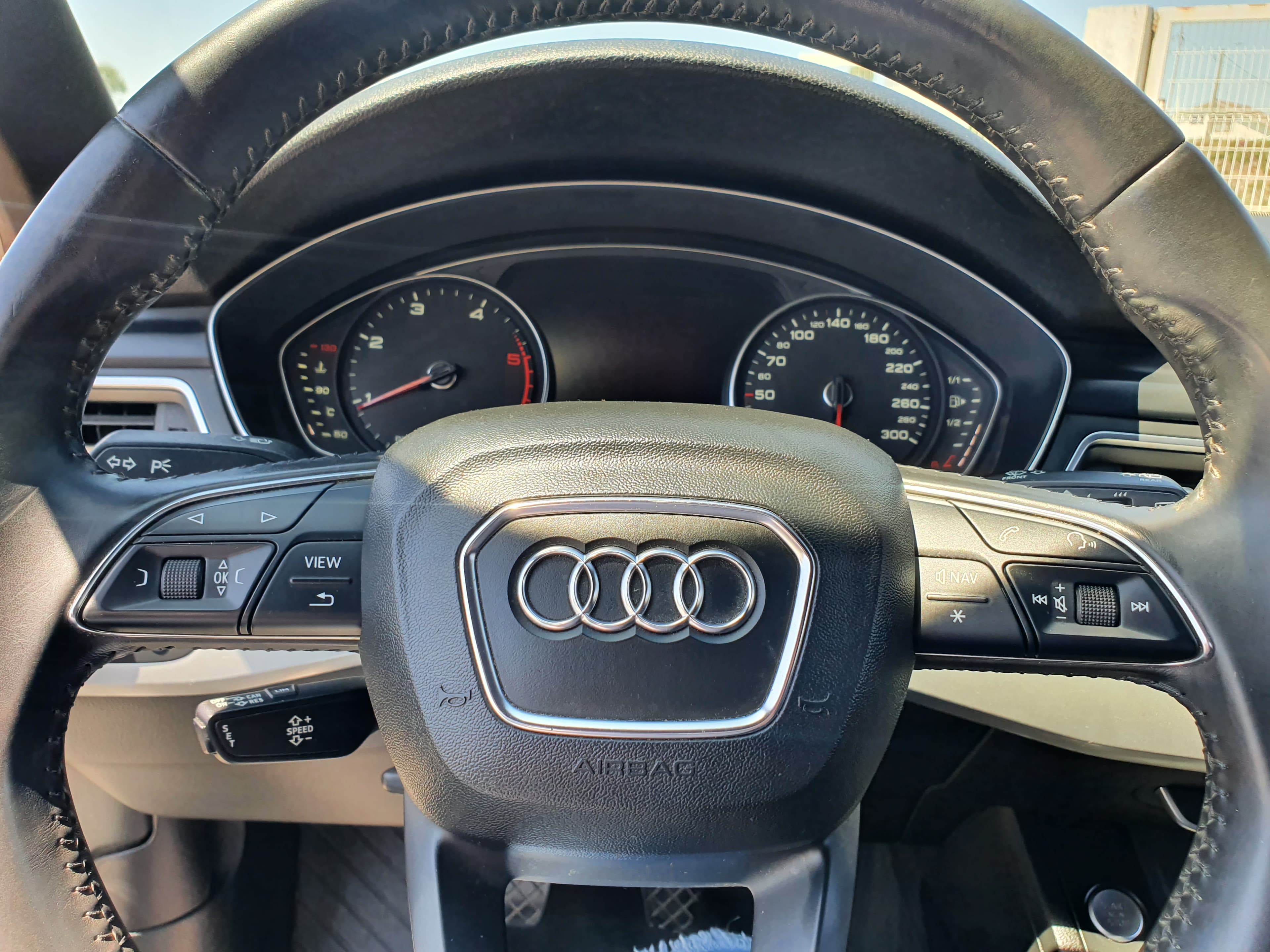 Audi A4 · Ano 2017 — imagem 40